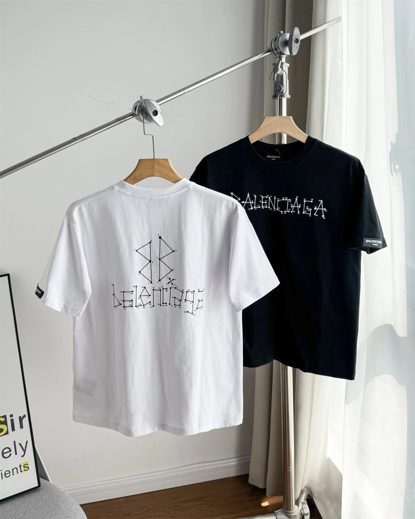 Balenciaga T-shirt Double-breasted B Letter Printing logo round Neck Short Sleeve25ss New Pure Cotton Unisex Style T T-shirt OS Loose Fit Base Shirt Half Sleeve T-Shirt Top Half Sleeve