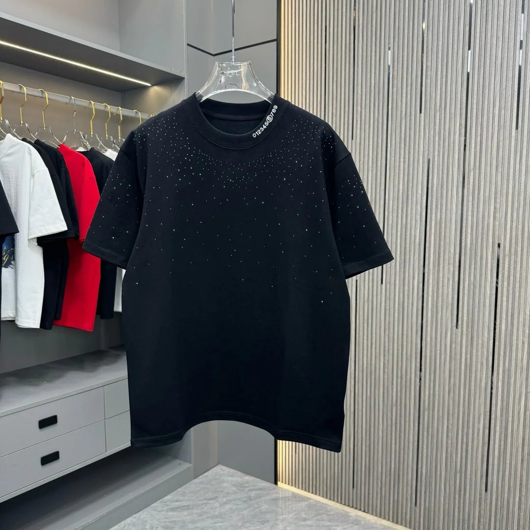 Maison Margiela T-shirt Hotfix Rhinestone Signature logo round Neck Short Sleeve25ss New Pure Cotton Unisex Style T T-shirt OS Loose Fit Base Shirt Top Half Sleeve T-Shirt