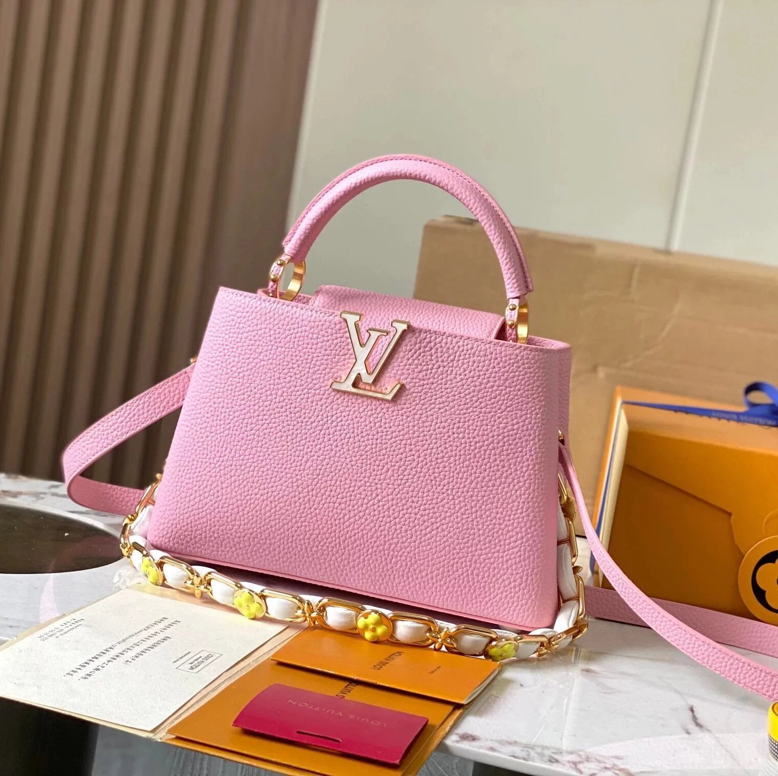 Louis Vuitton LV Women's Bag Top version 【Super Original Leather】2024New Version CAPUCINESBB Small Size Handbag Shell Bag Shell Button Upgraded Hardware Litchi Pattern Cowhide Portable Shoulder Messenger Bag M23288M23363