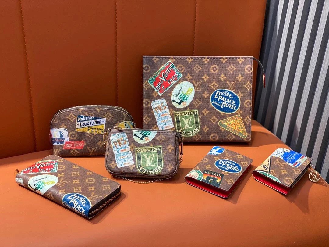 Louis Vuitton LV Wallets/Clutches Top version Premium Version✨24New Presbyopic(Badge)Series Men's and Women's Wallets【Zippy Zipper Wallet】M60017M83519M82383【Mahjong Handbag】M58009【CosmeticPouch Cosmetic bag】M83597