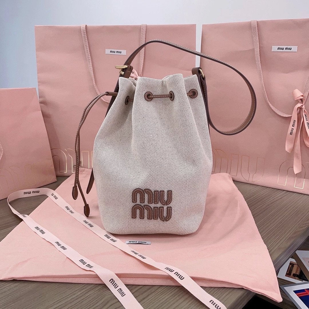 Miu Miu Bag Top version 5be089,miu Home2024New Canvas Bucket Bag Brand New Canvas Fabric Drawstring Bucket Bag with Imported Calfskin Single Shoulder Messenger Bag Women's Bag