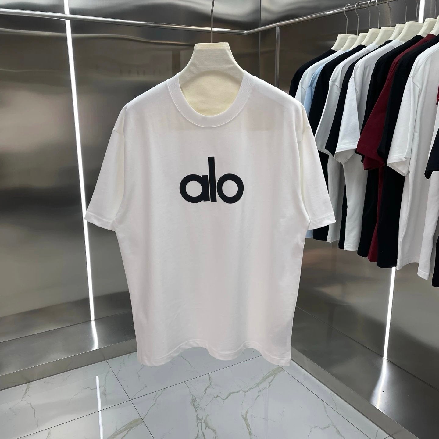 Alo Yoga T-shirt Chest Brand Letter Print logo round Neck Short Sleeve25ss New Pure Cotton Unisex Style T T-shirt OS Loose Fit Base Shirt Top Half Sleeve T-Shirt