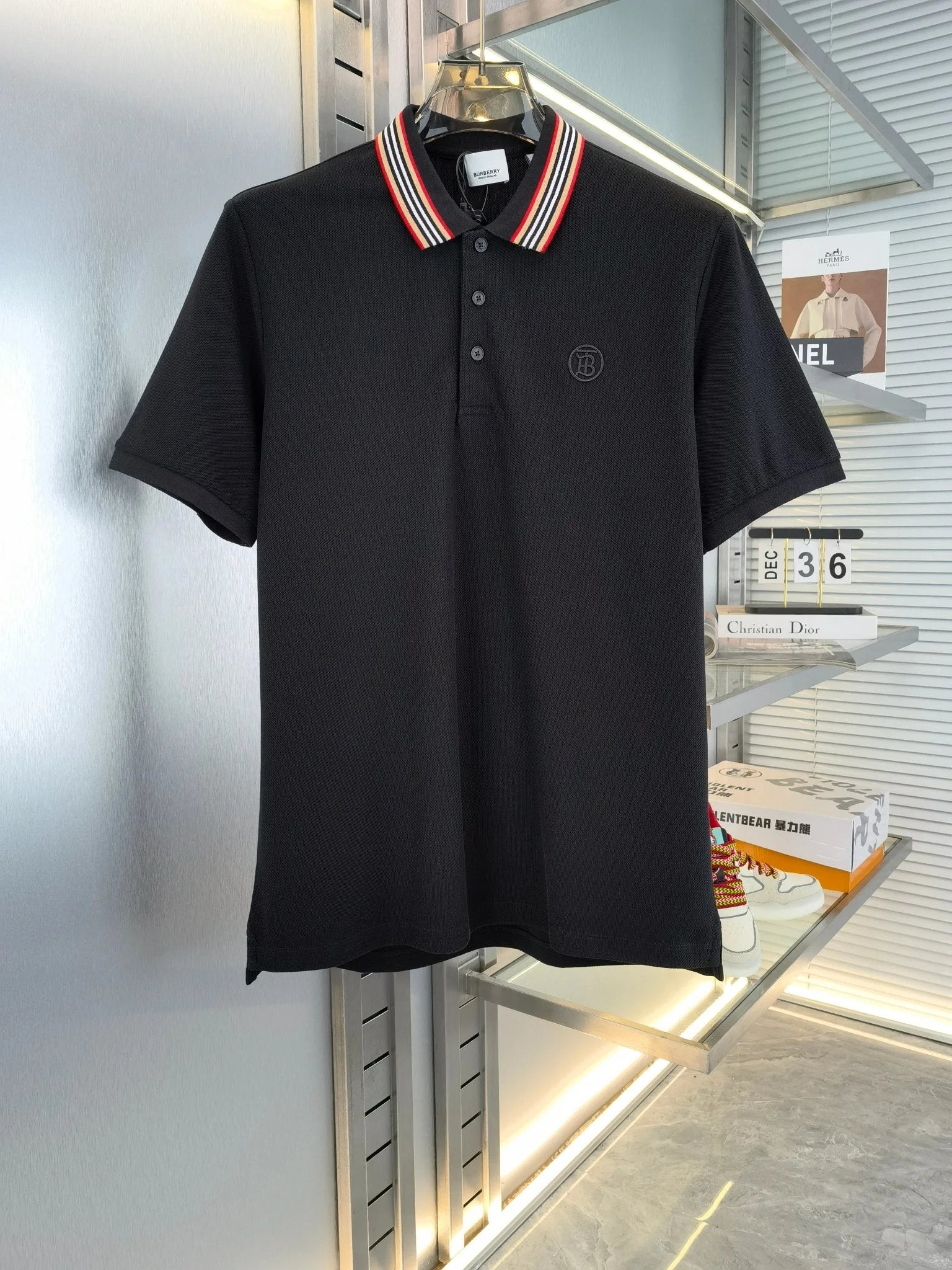 Burberry T-shirt Striped Neckline logo Knitting POLO Shirt Lapel Short Sleeve25ss New Unisex Summer Short Sleeve OS Loose T Business Half Sleeve Shirt Plus Size T-Shirt