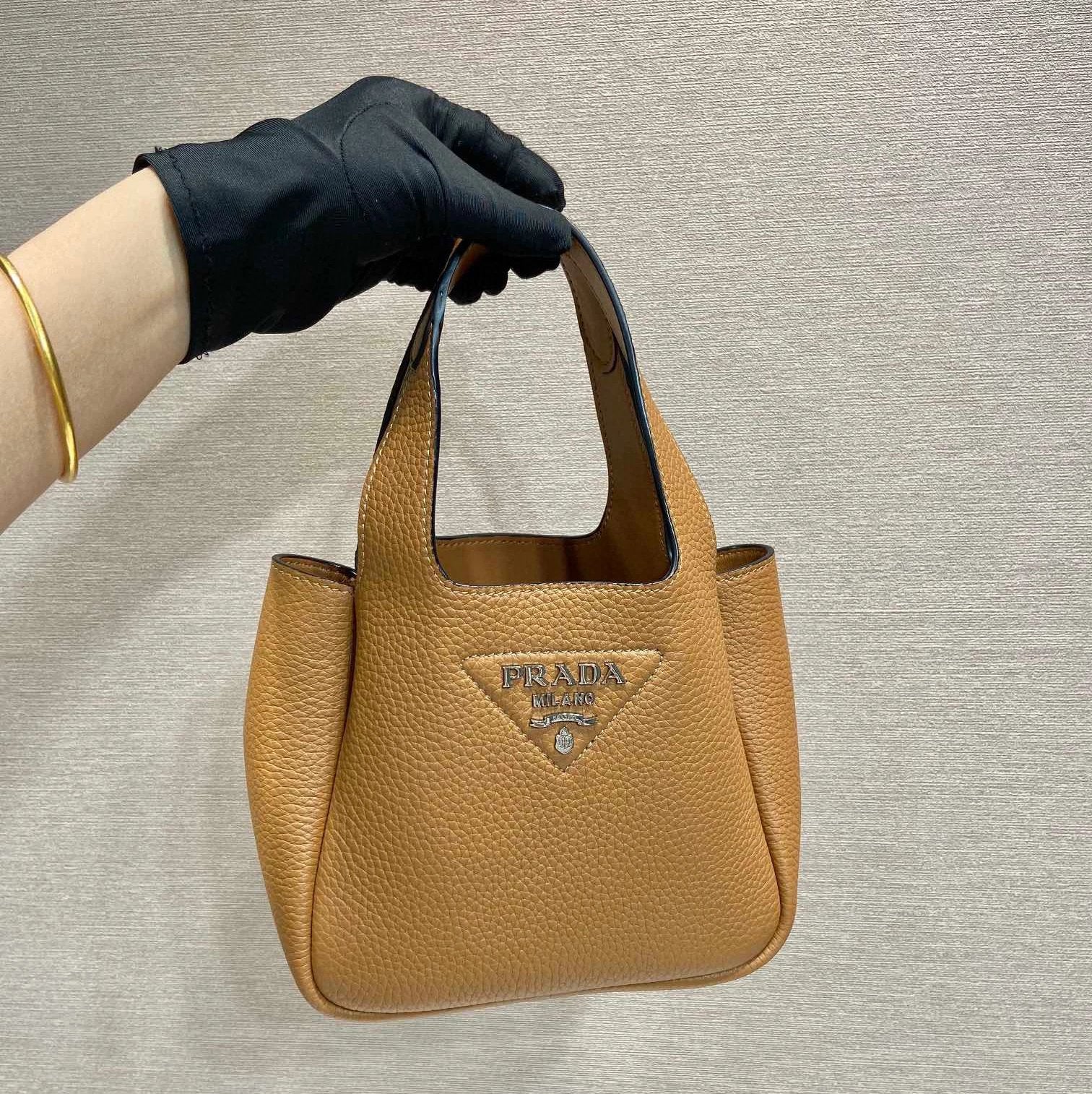 PRADA Bag Top version Latest Version mini Vegetable Basket Adopts Imported Deer Leather Pattern with Imported Sheepskin Compartment Multi-Layer Handbag Chain Bag Messenger Bag Shoulder Bag Underarm Bag Handbag Women's Bag1BA349