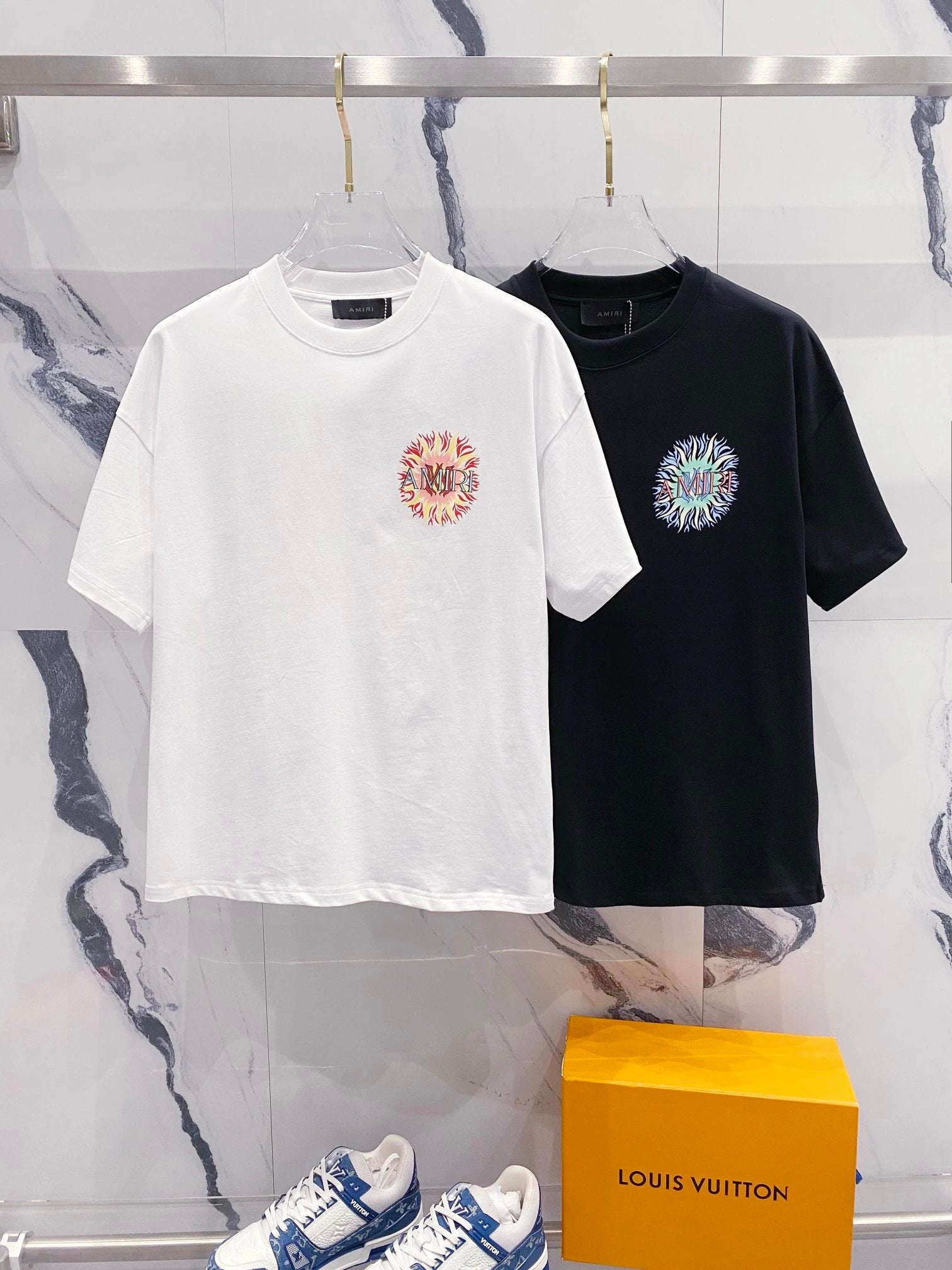 Amiri T-shirt Logo Flame Sun Letter Printing LOGO Logo Crew Neck Short Sleeve Pure Cotton T Unisex T-Shirt OS Loose Fit Casual T-Shirt