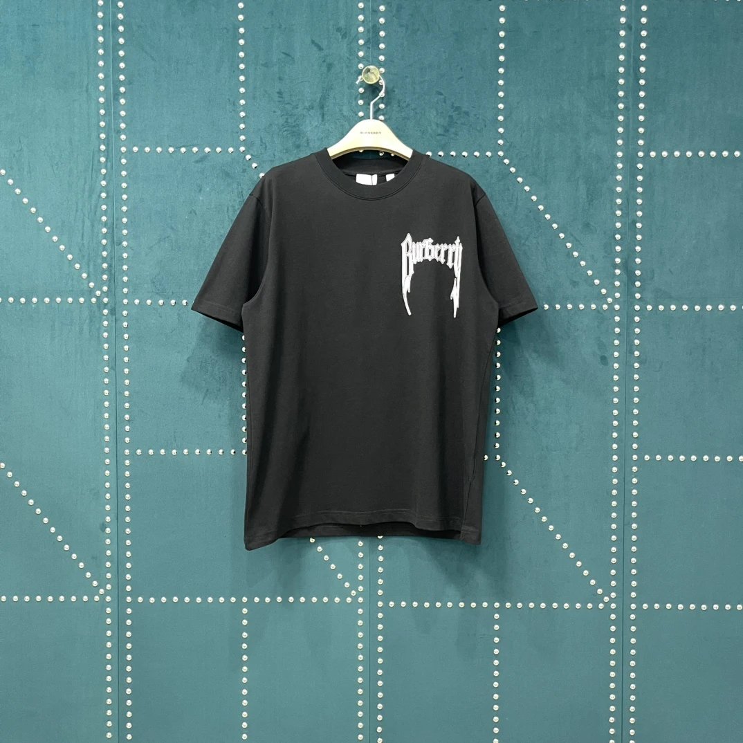 Burberry T-shirt Gothic Logo Letter Print on Chest logo round Neck Short Sleeve25ss New pure cotton T Unisex T-Shirt OS Drop Shoulder Loose Fit Base Shirt Top T-Shirt Short Sleeve