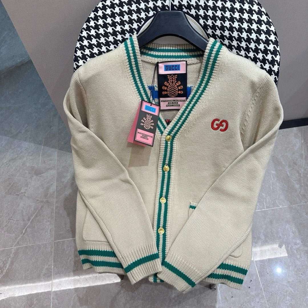 Gucci Sweater Pineapple Rose Knitted Cardigan Coat Men and Women Same Style Top Long Sleeve Soft Glutinous Idle Style OS Loose Fit Thickened Versatile Casual Wear for Both Inner and Outer Layering