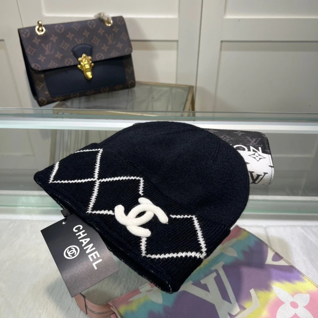Chanel Hat Casual Knitted Hat High Quality Fashion Big Brand Official Website Quality Autumn and Winter Feel Super Soft and Comfortable Knitted Thread Hat,Excellent Elasticity!Travel Essential