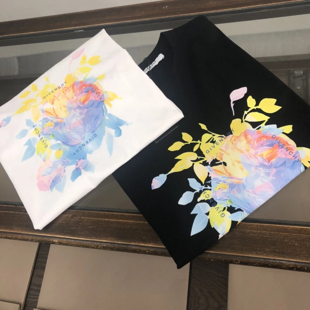 Givenchy T-shirt Colorful Floral Print on the Chest logo round Neck Short Sleeve25ss New Pure Cotton Unisex Style T T-shirt OS Loose Fit Base Shirt Half Sleeve T-Shirt Top Half Sleeve