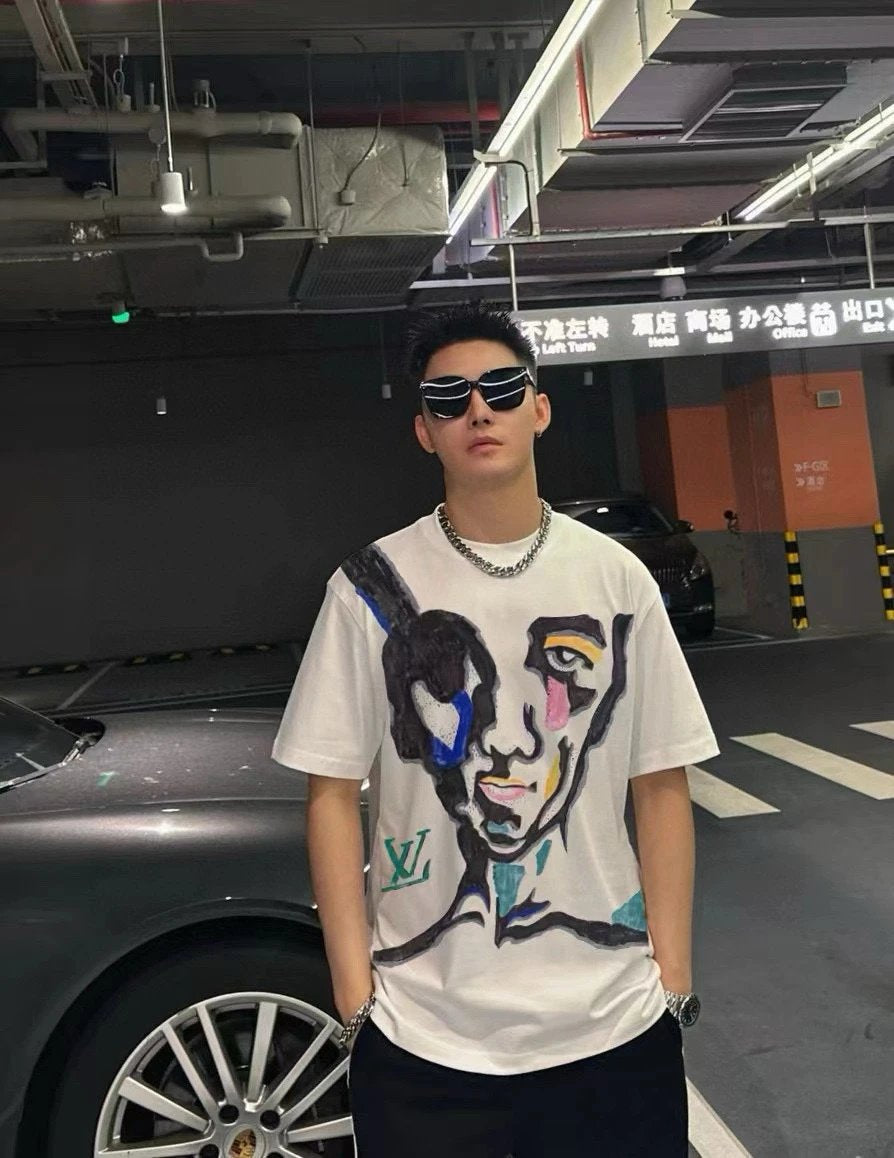 Louis Vuitton LV T-shirt Full Print of Face Pattern on Chest logo round Neck Short Sleeve25ss New Pure Cotton Unisex Style T T-shirt OS Loose Fit Base Shirt Half Sleeve T-Shirt Top Half Sleeve