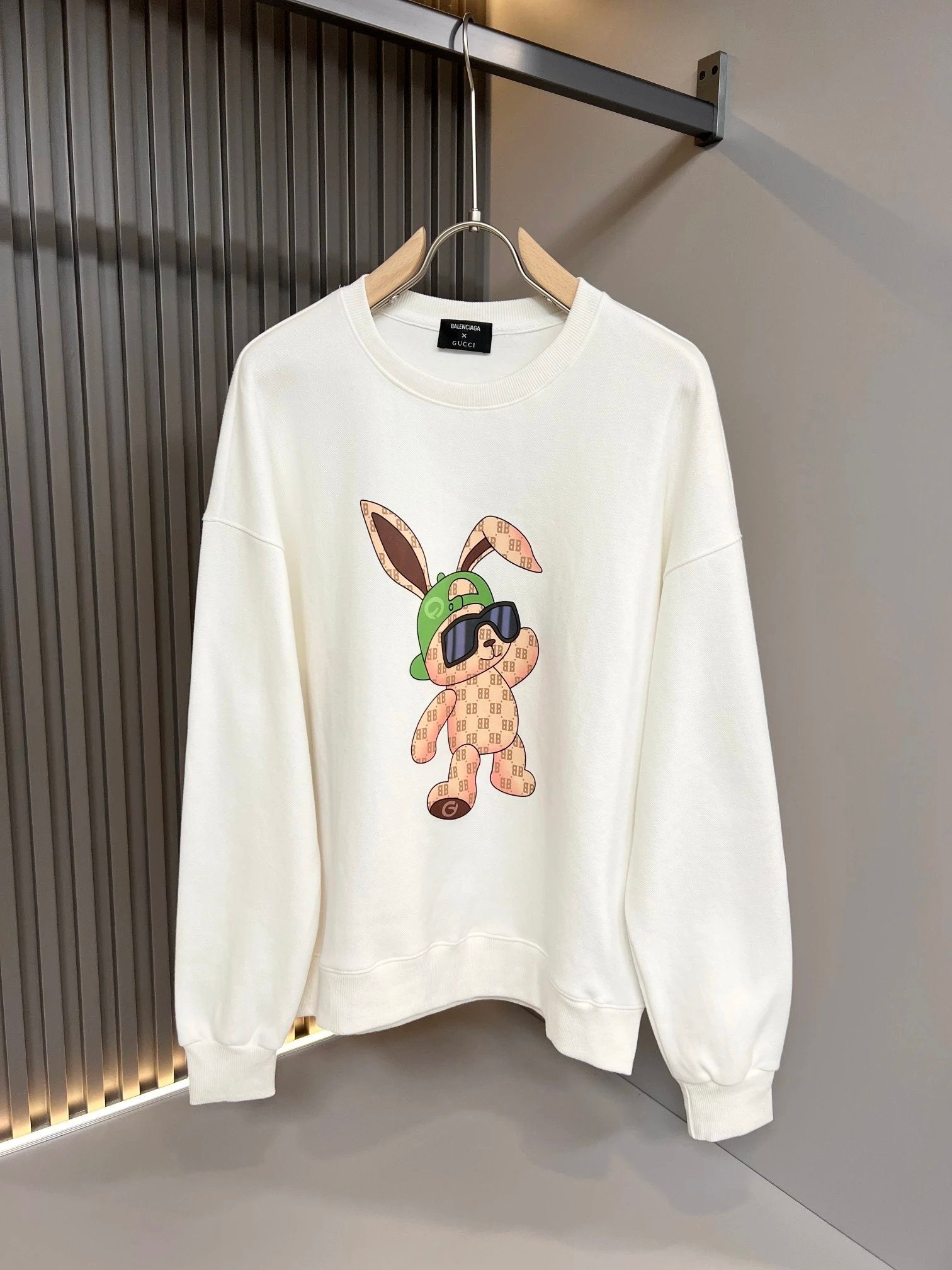 Balenciaga Hoodie Classic Logo Pattern Letters logo Printed Crewneck Sweatshirt Casual Loose Fit Pure Cotton Pullover Sportswear Top os Stylish Inner Layer24ss Autumn and Winter New Unisex Style