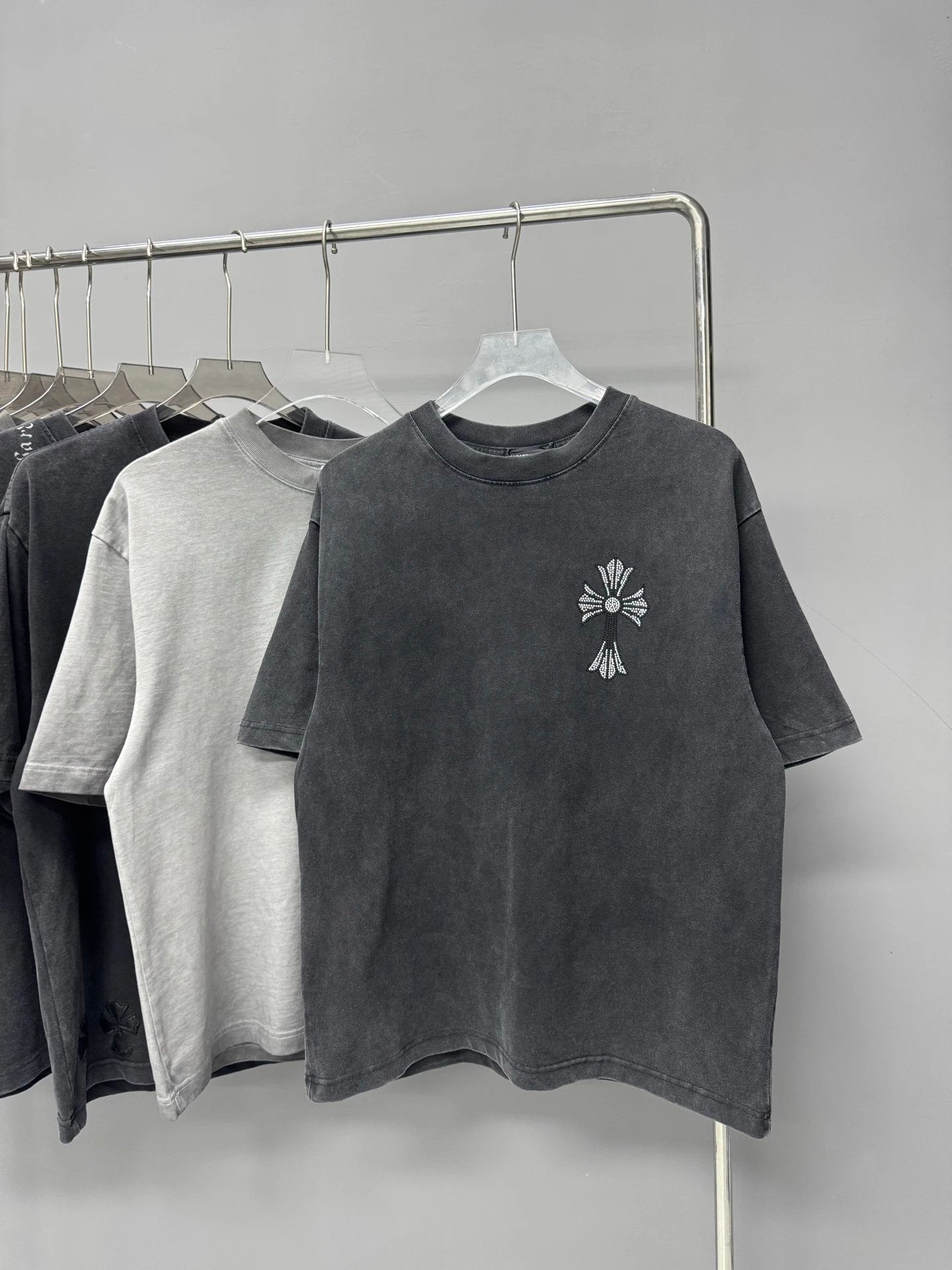 Chrome Hearts T-shirt Heavy Craft Vintage Full Back Rhinestone logo round Neck Short Sleeve25ss New pure cotton T Unisex T-Shirt OS Loose Fit Base Shirt Top Half Sleeve T-Shirt