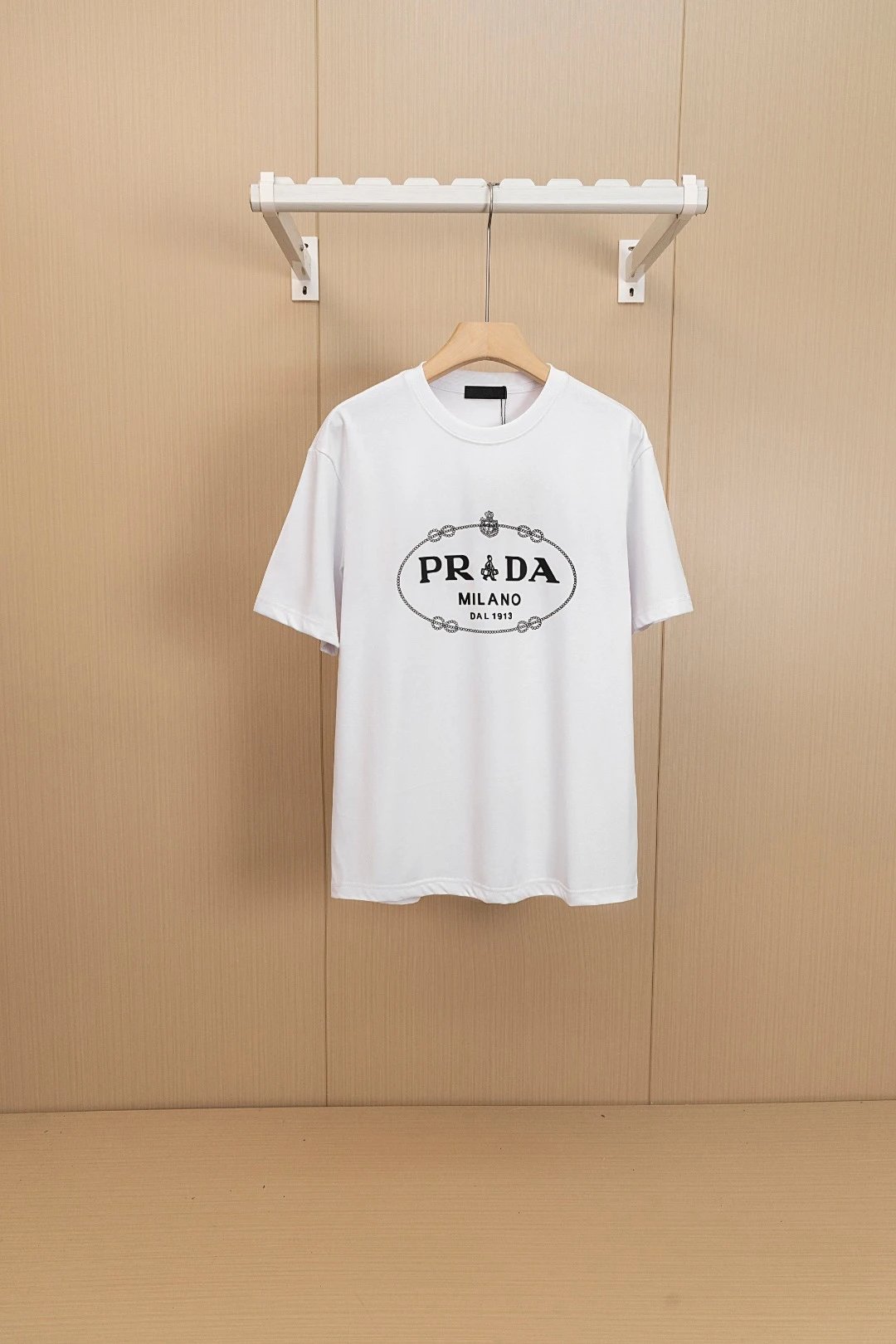 PRADA T-shirt Chest Print logo round Neck Short Sleeve25ss New Pure Cotton Unisex Style T T-shirt OS Loose Fit Base Shirt Top Half Sleeve T-Shirt