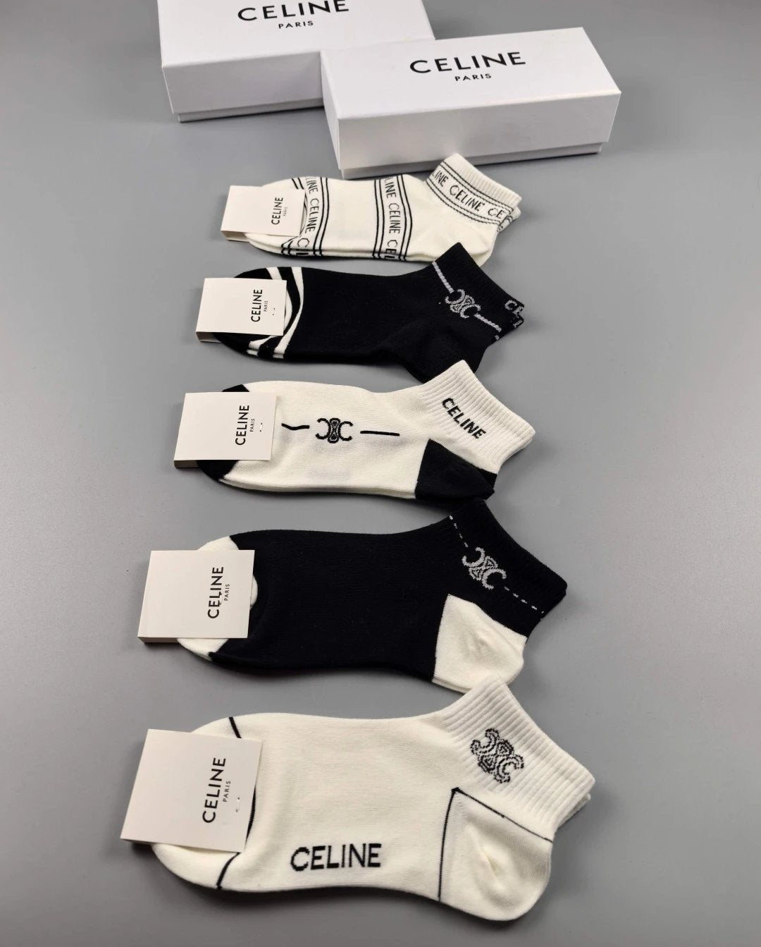 Celine Sock 【Five Pairs Per Box】Classic Letters logo Pure Cotton Mid-Calf Slouch Socks Breathable Fashionable25ss New Cotton Socks Spring Summer Autumn Thin Business Sports Casual Versatile Deodorant Sweat-Absorbing