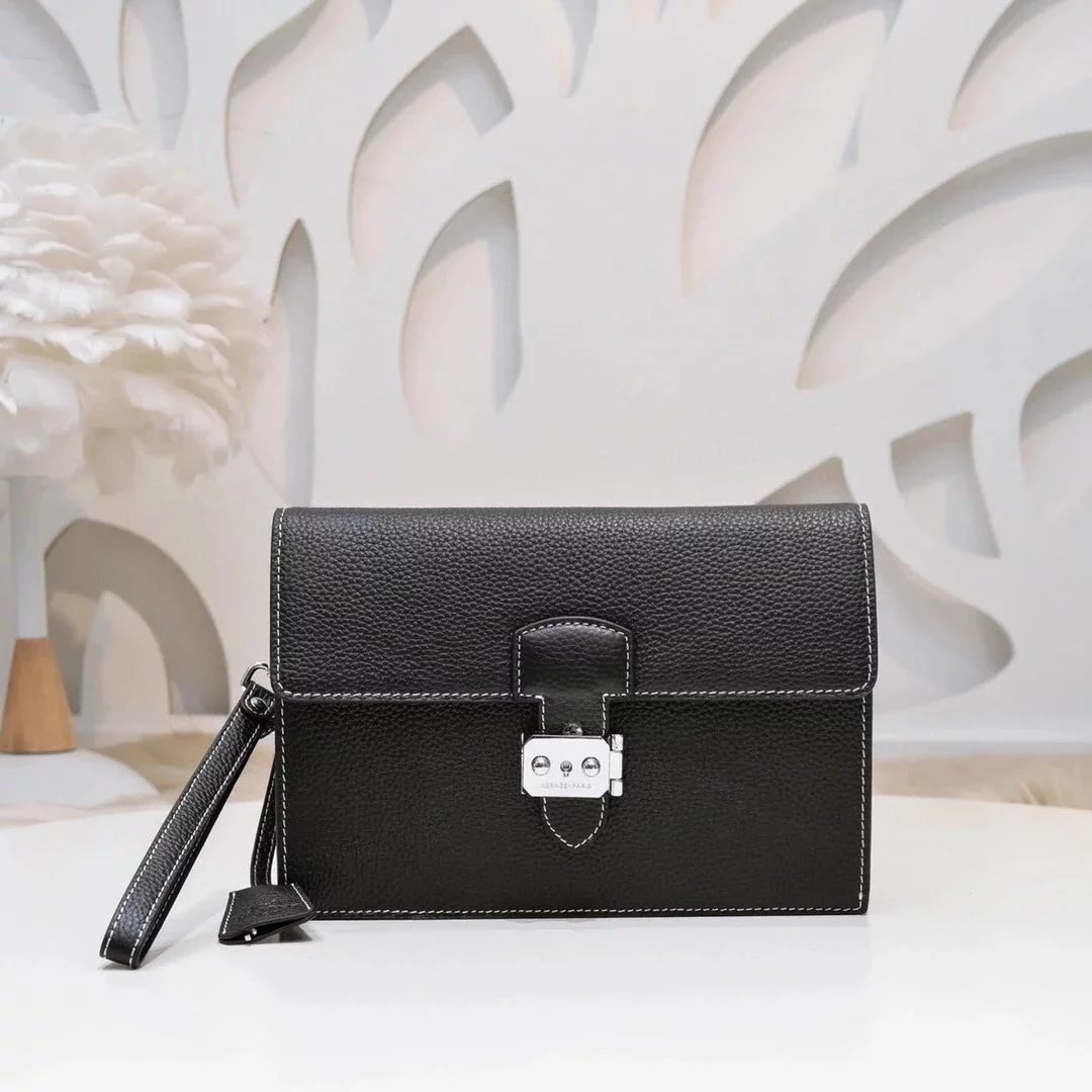 Hermes men's bag Top version The Most New Men's Clutch Clutch Clutch Bag Is Made of Calfskin Noble Hardware Zipper Head Leather Soft Feel Awesome Workmanship Fine High-End Elegant Classy Casual Practical Version Very Comfortable High Quality with Box