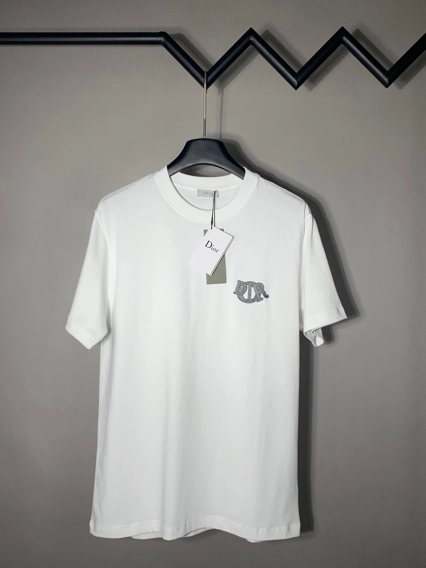 Dior T-shirt Chest Brand Logo Embroidery logo round Neck Short Sleeve25ss New pure cotton T Unisex T-Shirt OS Drop Shoulder Loose Fit Base Shirt Top T-Shirt Short Sleeve