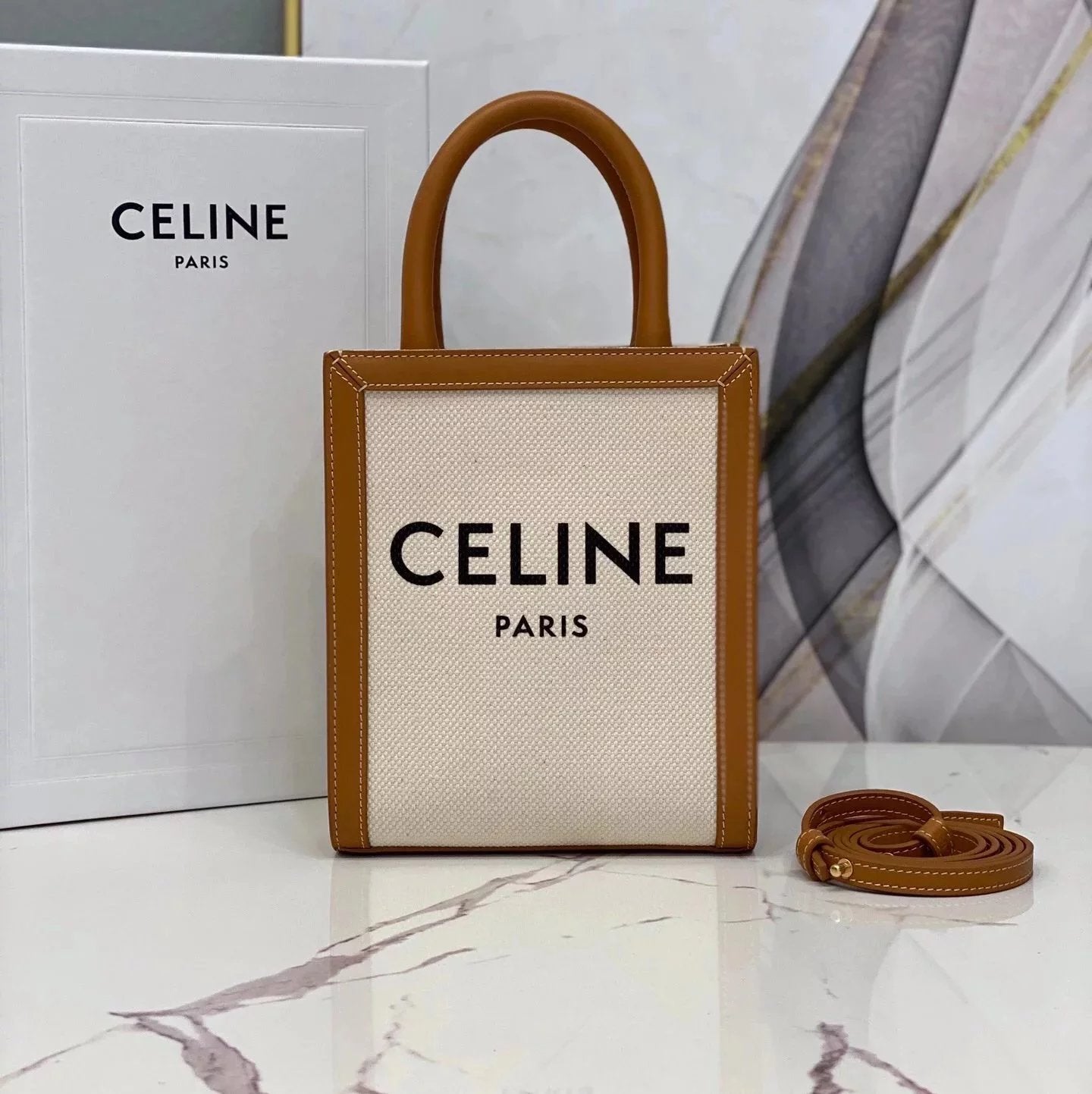 Celine women's bag Top version 【Level Surrogate Shopping】New TriompheMiniTote Tote Arc De Triomphe cabas Presbyopic Tote Vertical Mini Phone Bag Medium Presbyopic Portable Shopping Bag Shoulder Bag Messenger Bag Selin Women's Bag Men's Bag191542194372