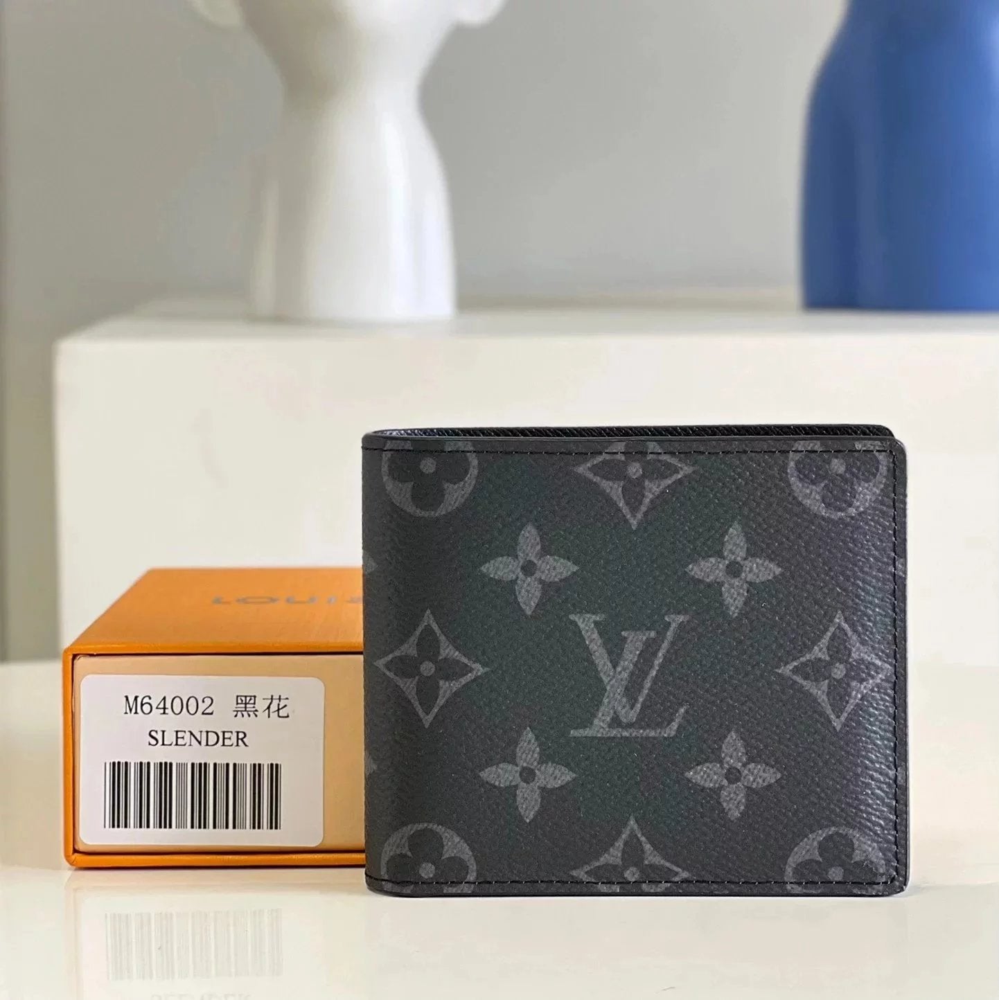 Louis Vuitton LV Wallets/Clutches Top version M64002SLENDER Wallet Boys Wallet Folding Pocket Clip Wallet Made of Masculine Style MonogramEclipse Made of Canvas Fabric,This Style Slender Small and Thin Wallet