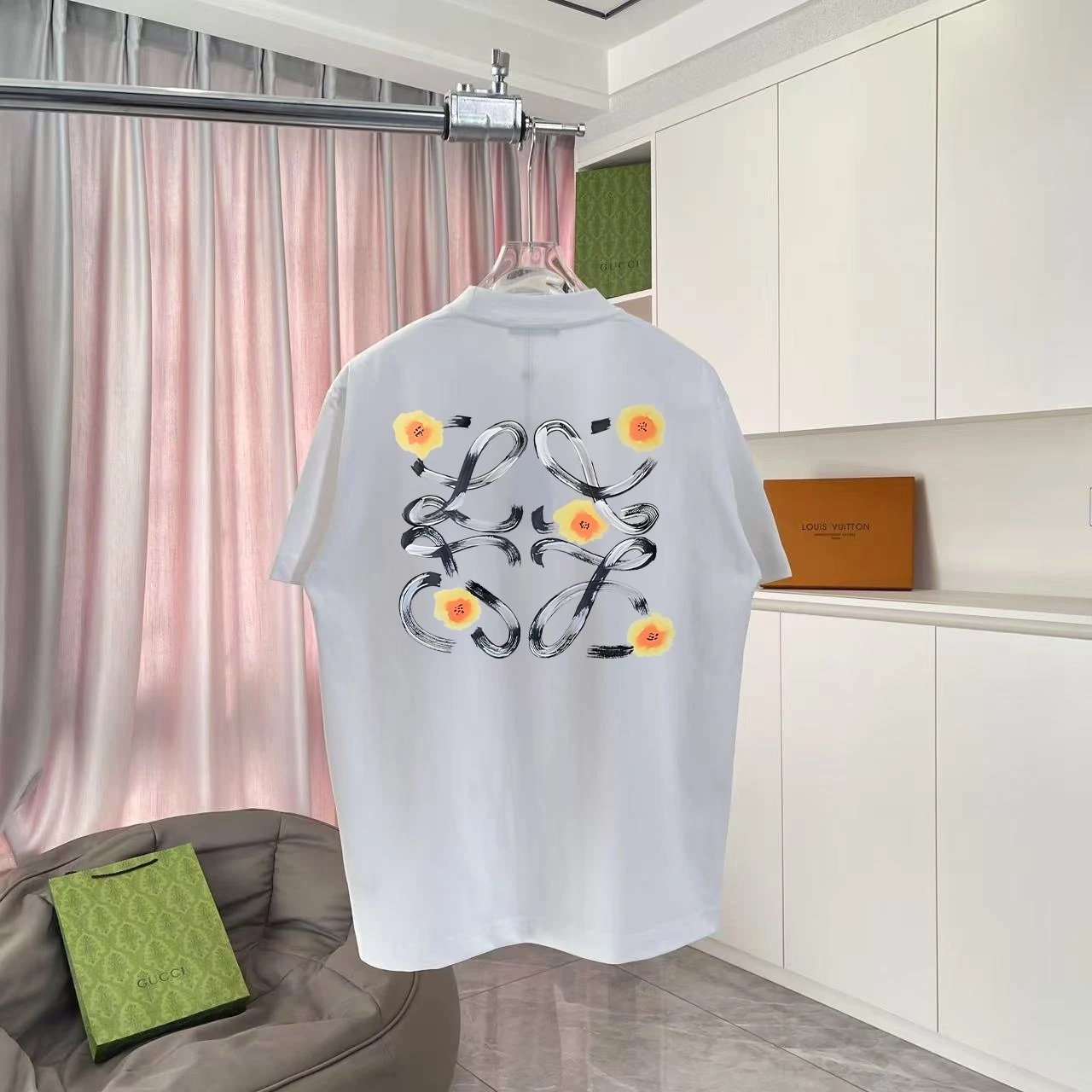 LOEWE T-shirt Back Sun Brand Pattern Print logo round Neck Short Sleeve25ss New Pure Cotton Unisex Style T Casual T-Shirt Base Layer Shirt OS Loose Fit Half Sleeve Top Plus Size