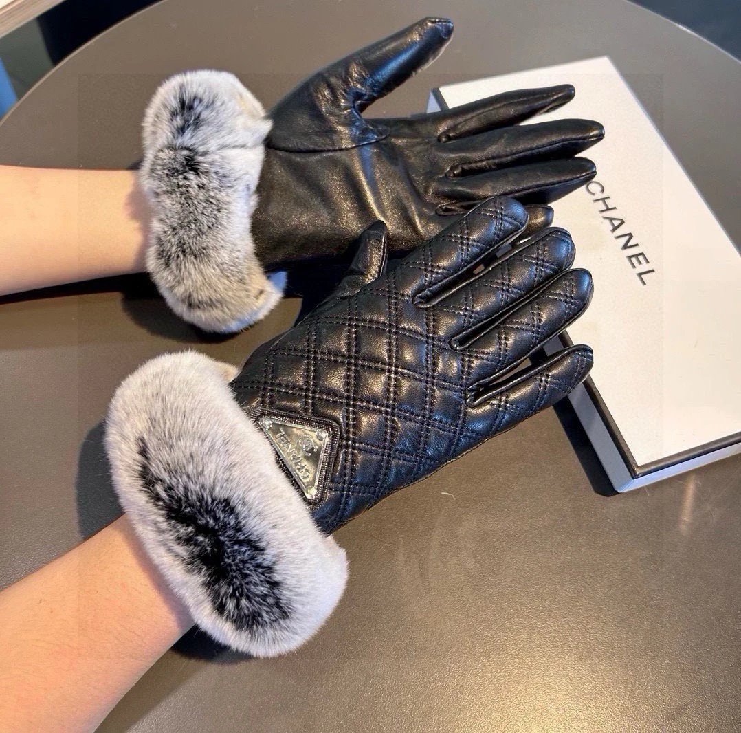 Chanel Gloves Casual Fashion Leather Gloves2024Autumn and Winter Lazy Rabbit Fur Sheepskin Gloves