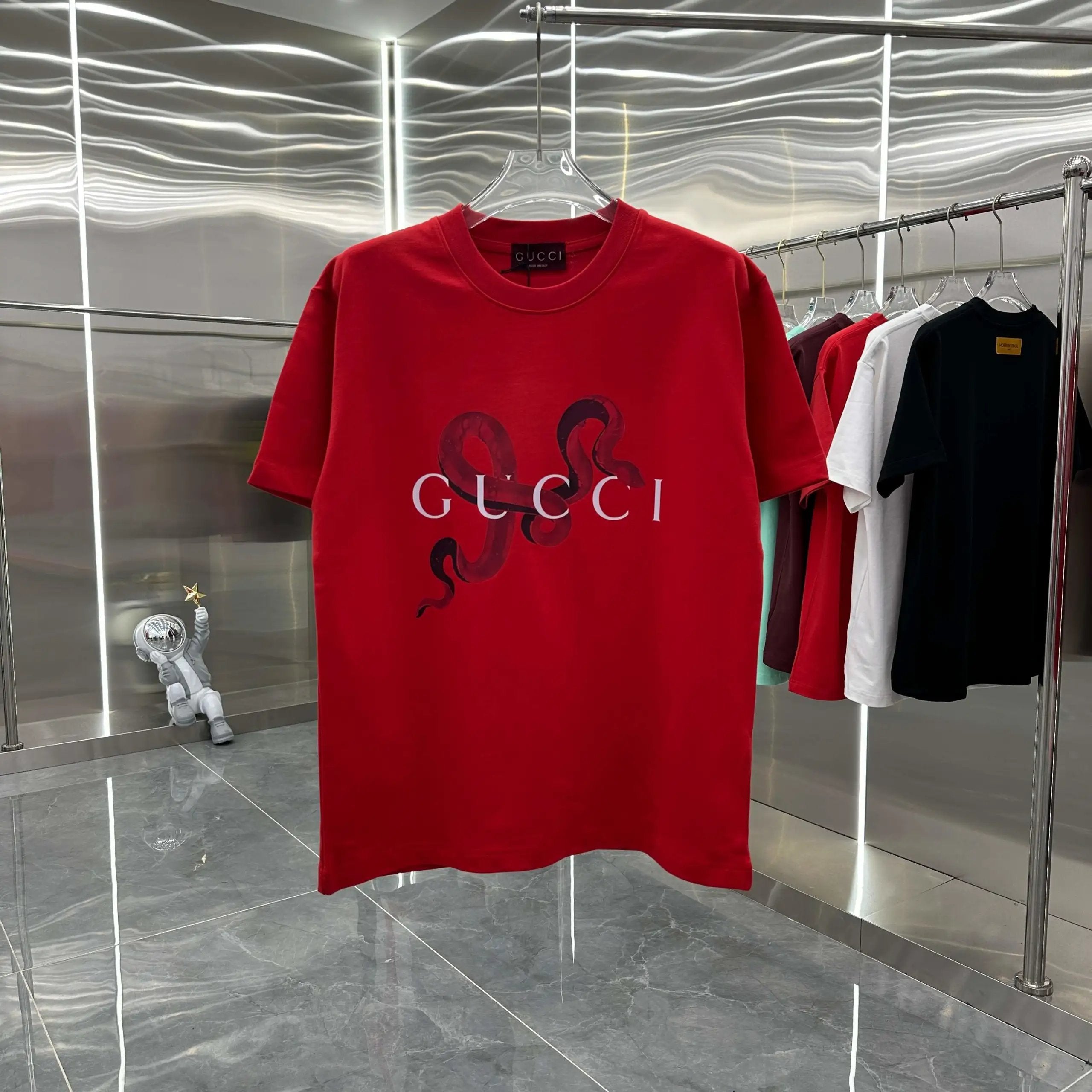 Gucci T-shirt Year of the Snake Limited Edition Chest Print logo round Neck Short Sleeve25ss New Pure Cotton Unisex Style T T-shirt OS Loose Fit Base Shirt Half Sleeve T-Shirt Top Half Sleeve