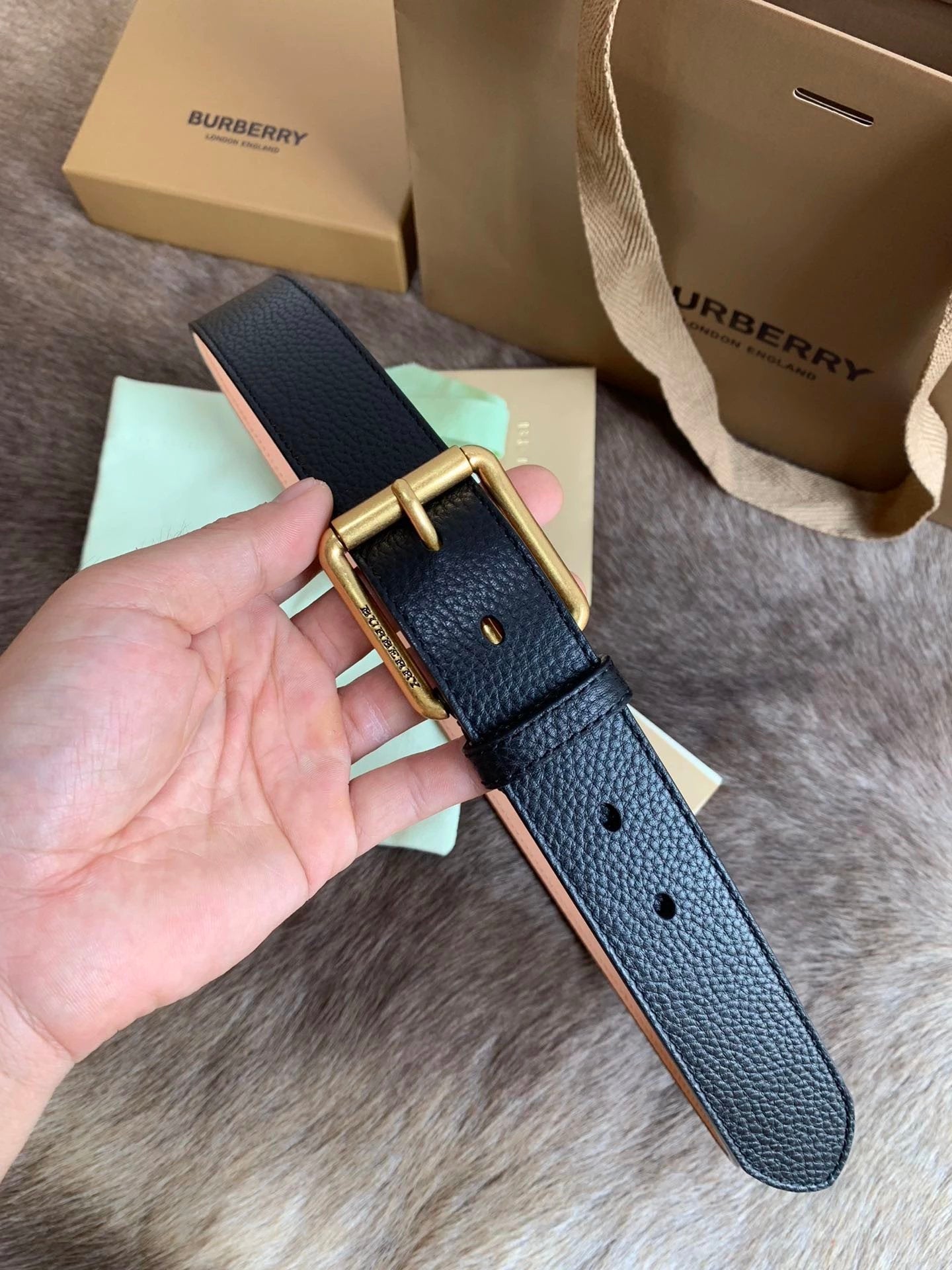 Burberry Belt Top version 【Full Package】New Men's Leather Belt Width3.5cm Double-Sided Imported First Layer Calfskin Full Grain Leather Genuine Goods Quality Original Factory Pin Buckle Letters Rotating Buckle Counter Full Set Gift Box Packaging B Home Be