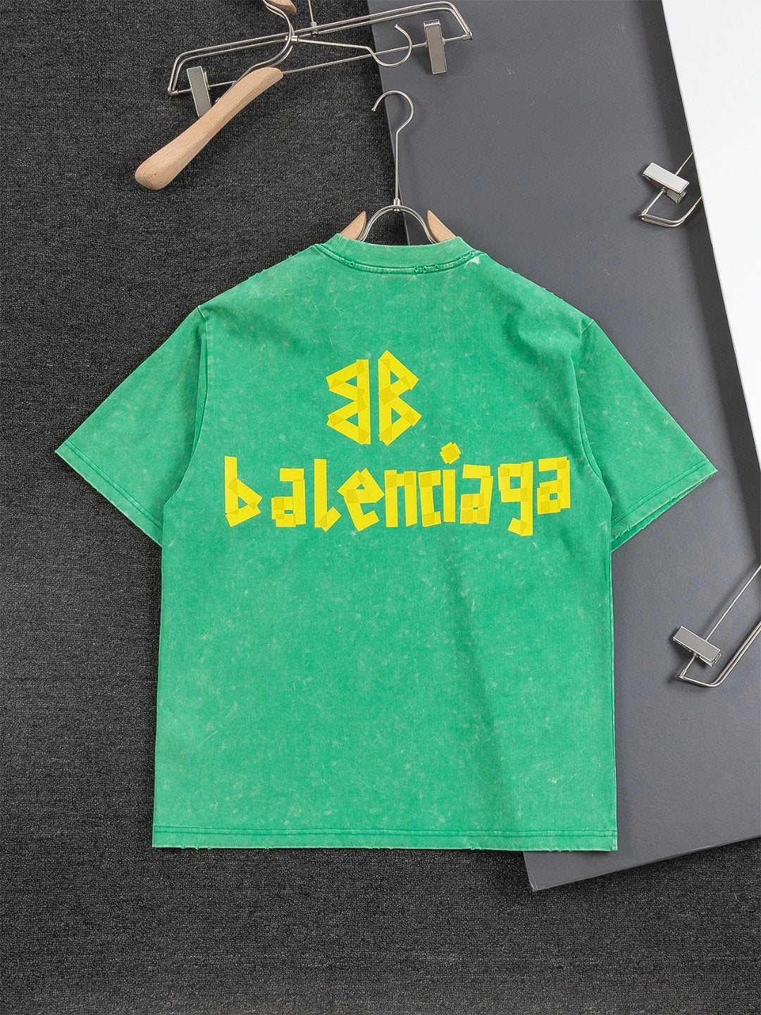 Balenciaga T-shirt Vintage Masking Tape with Letter Print logo round Neck Short Sleeve25ss New pure cotton T Unisex T-Shirt OS Drop Shoulder Loose Fit Base Shirt Top T-Shirt Short Sleeve