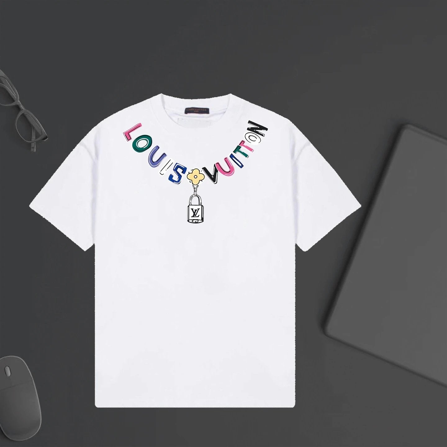 Louis Vuitton LV T-shirt Colorful Letter Lock Print on the Chest logo round Neck Short Sleeve25ss New pure cotton T Unisex T-Shirt OS Loose Fit Base Shirt Top Half Sleeve T-Shirt