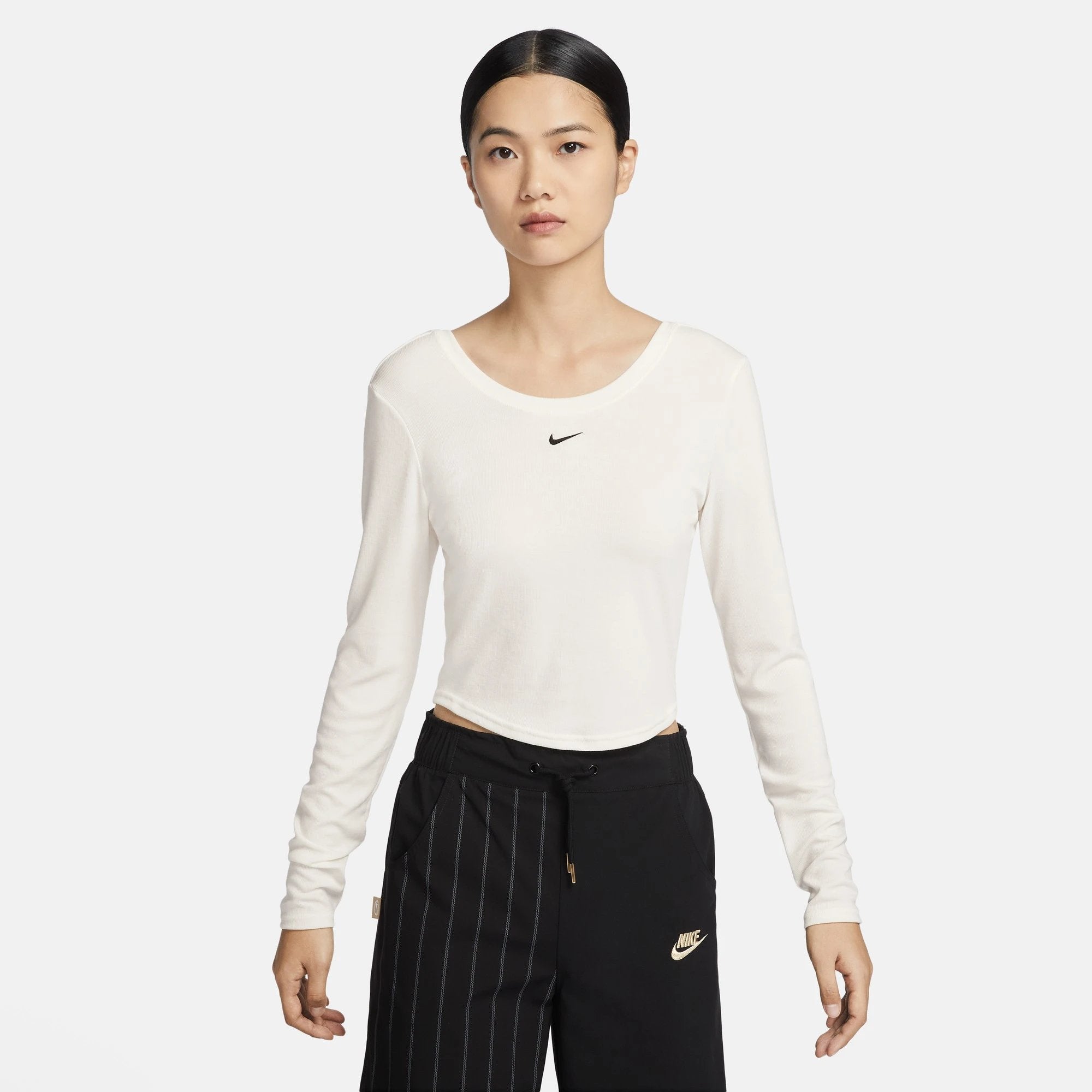 Nike Women's New Bottoming Shirt Tight round Neck Low Back Fine Rib Leisure Sports Long Sleeve T T-shirt FN3662