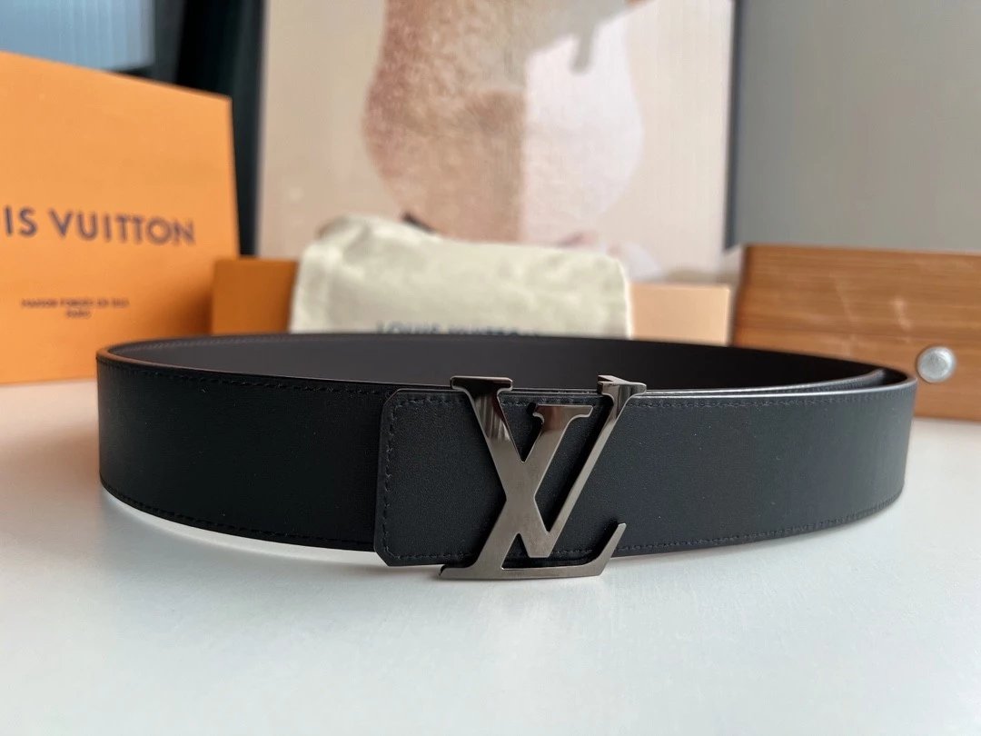 Louis Vuitton LV Belt Top version 【Counter Quality】The Most New Belt4.0cm Men's Belt Metal Buckle Men's Leather Belt with Classic Presbyopic Checkerboard Plaid Belt with Genuine Goods Packaging in and out of the Counter No Problem Versatile Casual Fashion