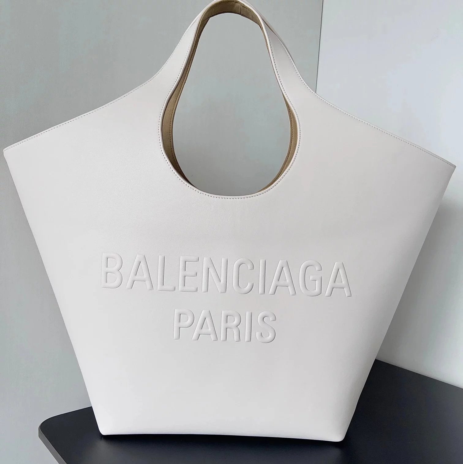 Balenciaga Bag Top version 【New to Original Quality】Marykate Large Tote Bag Vegetable Basket Bag Paris New miniTotebag Portable Shopping Basket Bag Backpack Clutch