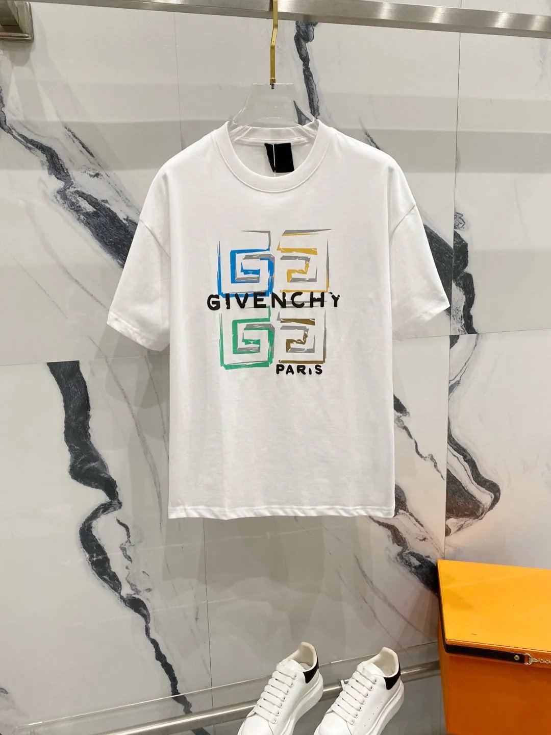 Givenchy T-shirt Colorful Letter Print on the Chest logo round Neck Short Sleeve25ss New Pure Cotton Unisex Style T Casual T-Shirt Base Layer Shirt OS Loose Fit Half Sleeve Top Plus Size