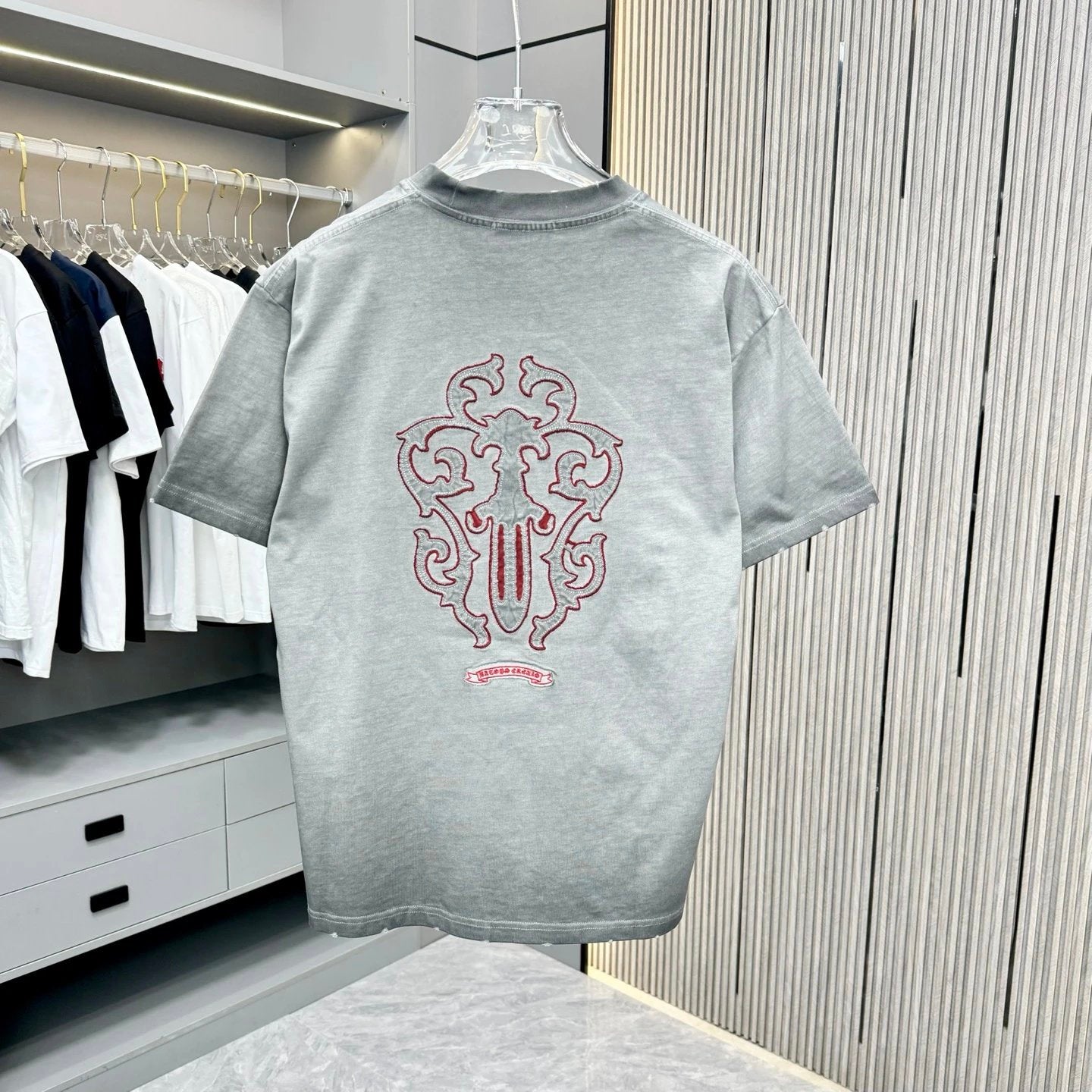 Chrome Hearts T-shirt Back Pattern Spray Painting Embroidery logo round Neck Short Sleeve25ss New pure cotton T Unisex T-Shirt OS Drop Shoulder Loose Fit Base Shirt Top T-Shirt Short Sleeve