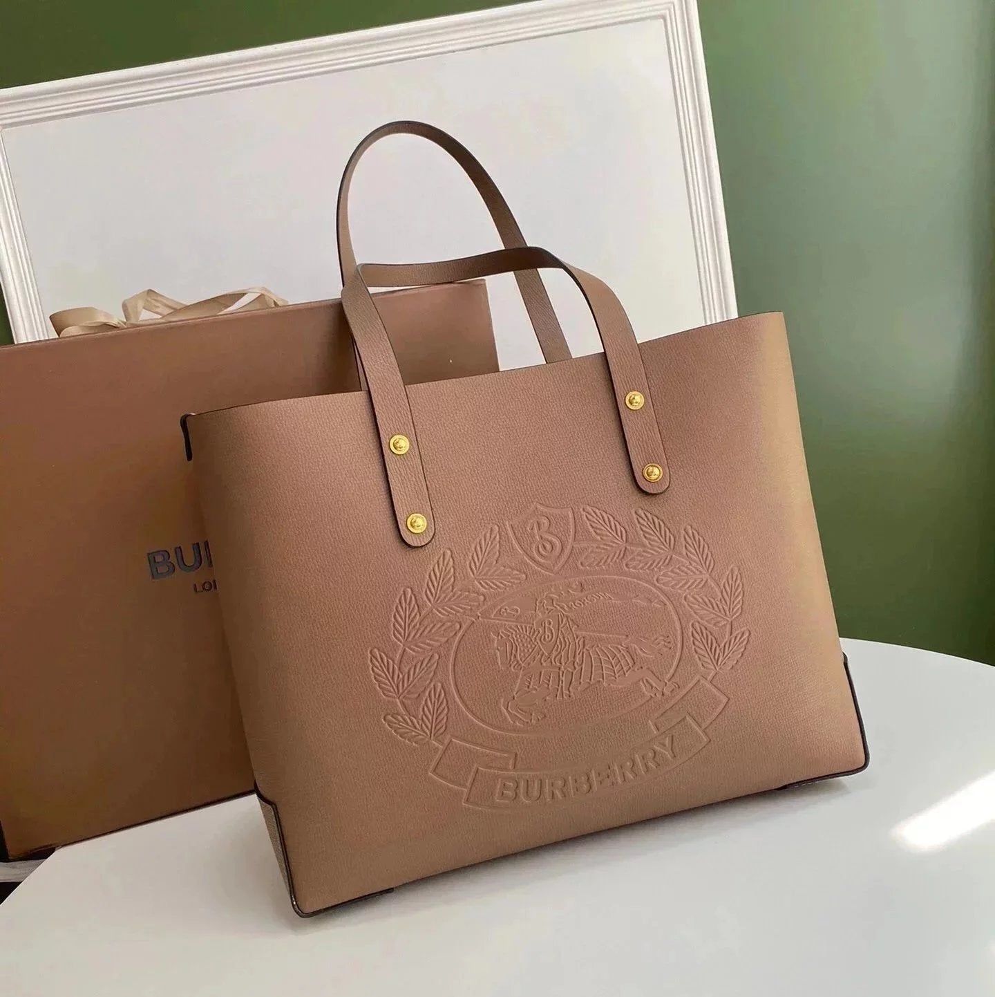 Burberry Women's Bag Top version New War Horse Badge Tote Bag Shopping Bag Shoulder Bag tote Women's Bag