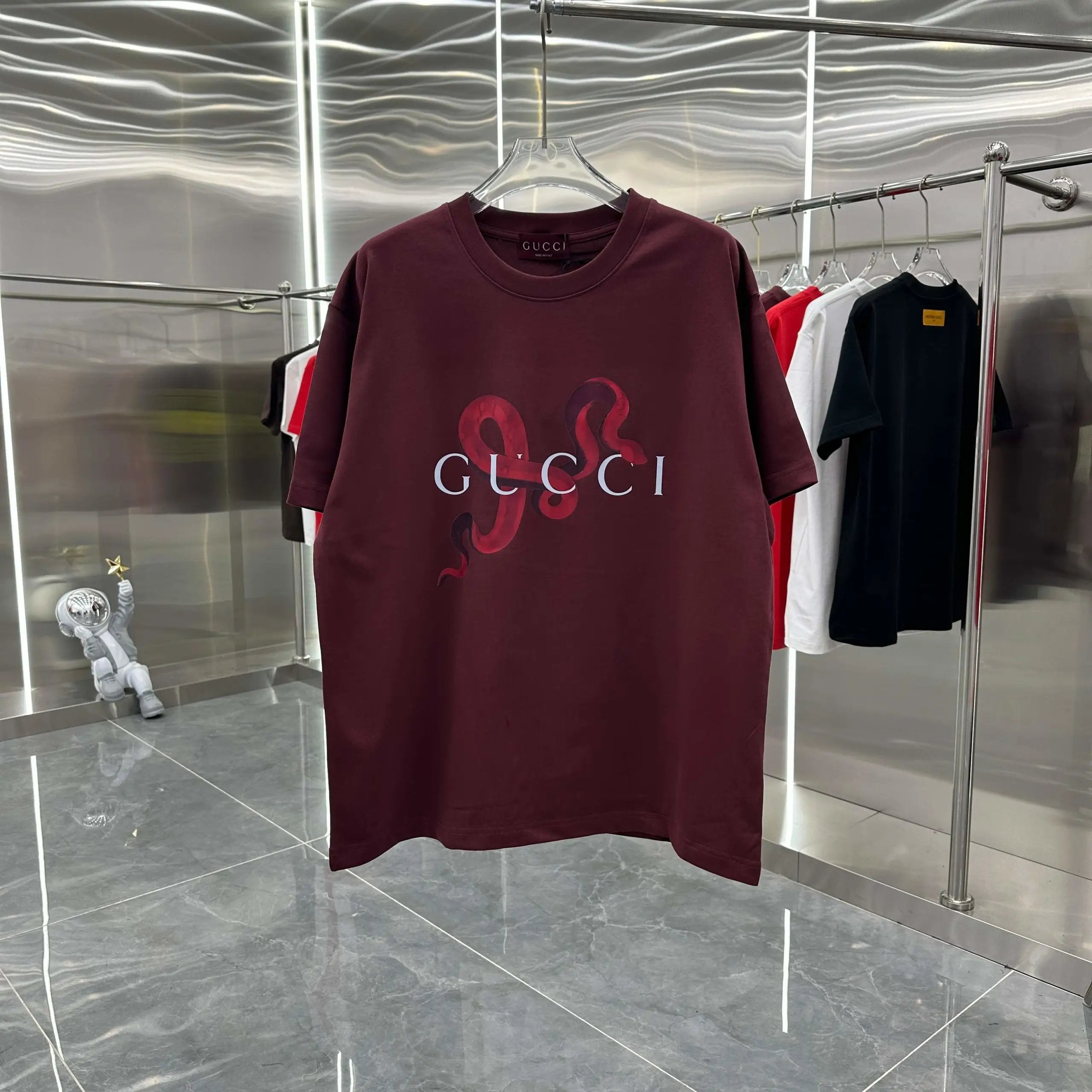 Gucci T-shirt Year of the Snake Limited Edition Chest Print logo round Neck Short Sleeve25ss New Pure Cotton Unisex Style T T-shirt OS Loose Fit Base Shirt Half Sleeve T-Shirt Top Half Sleeve