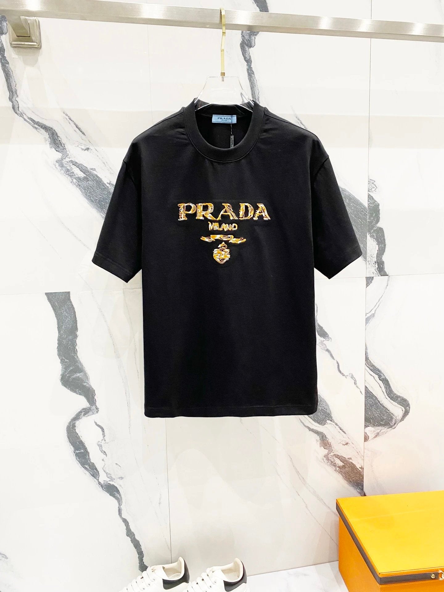 PRADA T-shirt Chest Brand Letter Embroidery logo round Neck Short Sleeve25ss New pure cotton T Unisex T-Shirt OS Drop Shoulder Loose Fit Base Shirt Top T-Shirt Short Sleeve