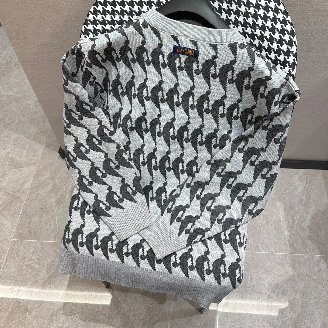 Louis Vuitton LV Sweater Gray NBA Collaboration Edition Full Print Spray Painting Pattern logo Knitted Sweater Crew Neck Long Sleeve Pullover Thickened Lazy Style OS Loose Fit Jacket Unisex Same Style Inner Versatile Casual Top