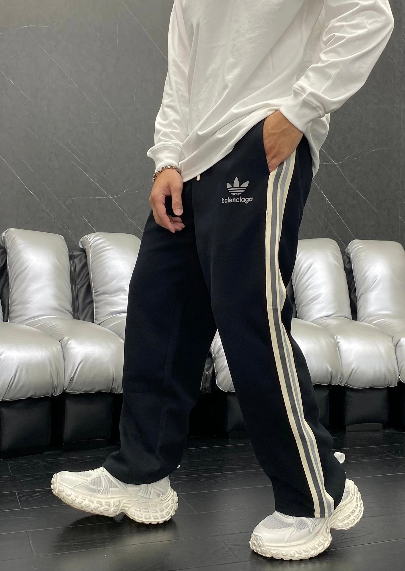 Balenciaga Sweatpants Collaboration Clover Side Tape Patchwork Straight Sweatpants Sports Pants Autumn Unisex Long Pants Drawstring Winter Loose Plus Size Casual Pants High Waist