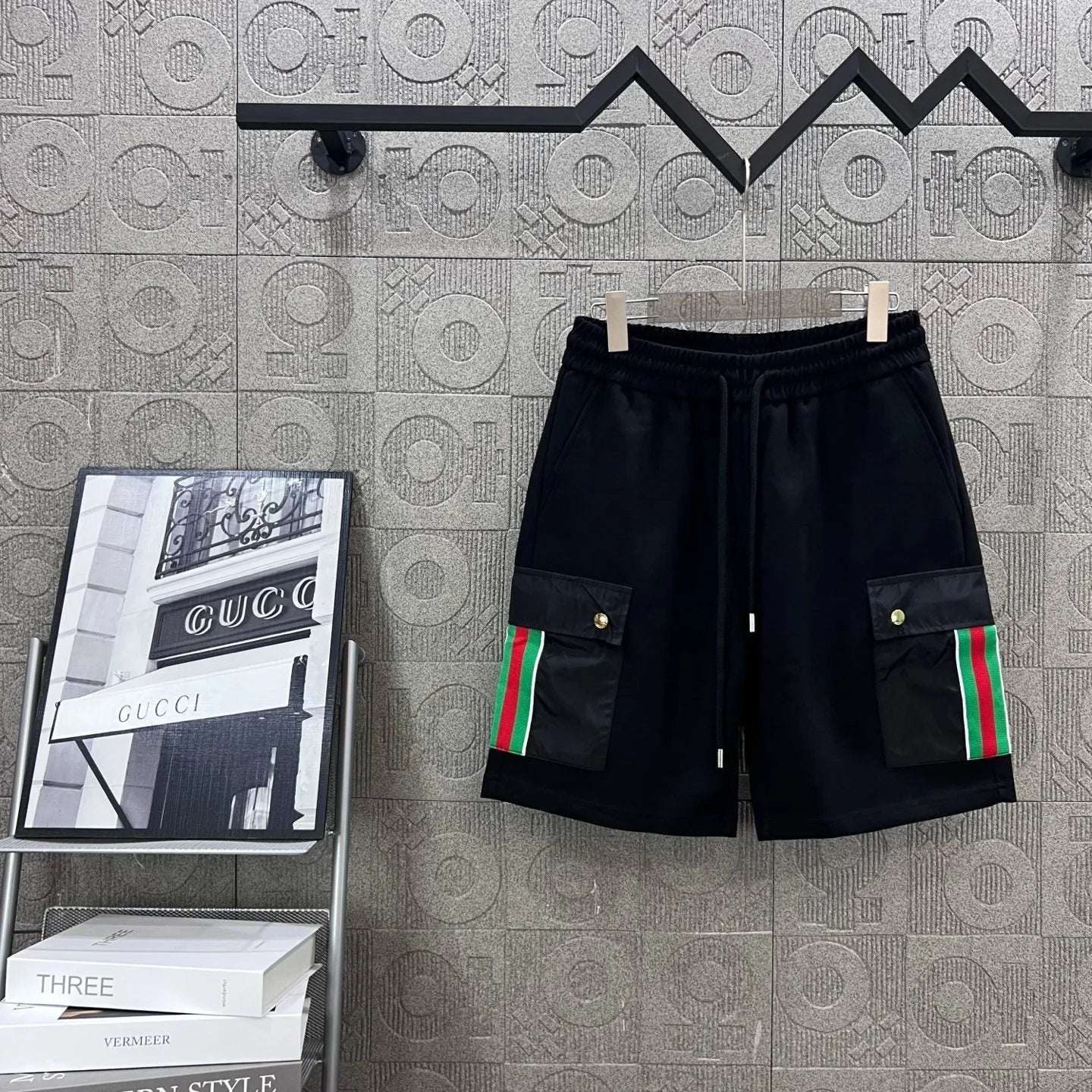 Gucci Shorts Front Pocket Red and Green Ribbon Embroidery logo Five-point Shorts25ss New Drawstring Casual Pants for Men and Women, Summer Style5Two-in-One Casual Sweatpants Pure Cotton Joggers