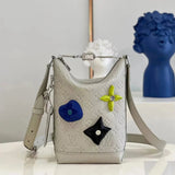 Louis Vuitton LV Women's Bag Top version M208752022New HoboCruiser Rock Climbing Bucket Bag Bucket Bag Calfskin Shoulder Messenger Handbag Men's and Women's Bags Flower Rock Climbing Bucket Bag