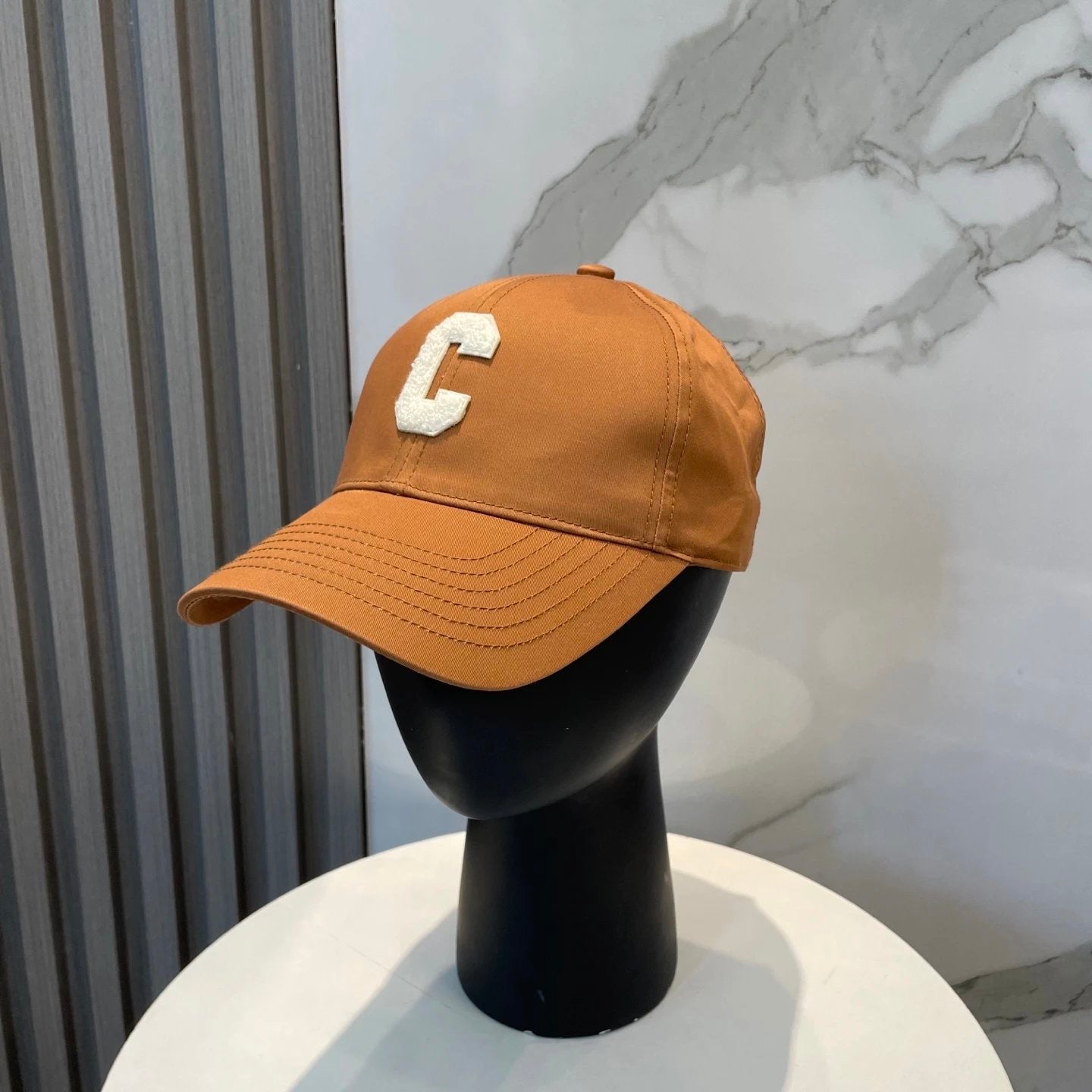 Celine Hat C Letter Stickers logo Baseball Cap Sun Protection Visor Cap Large Head Circumference Versatile Sports Hat Slimming Face Curved Brim Unisex Couple Style