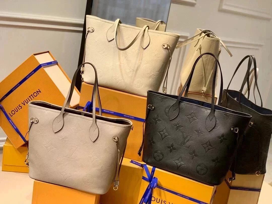 Louis Vuitton LV Women's Bag Top version 2021New Women's Bag M456844568545686Mummy Shopping Bag Large Capacity Women's Handbag Shoulder Bag Stewardess Bag Dinner Bag Foreign Trade Goods