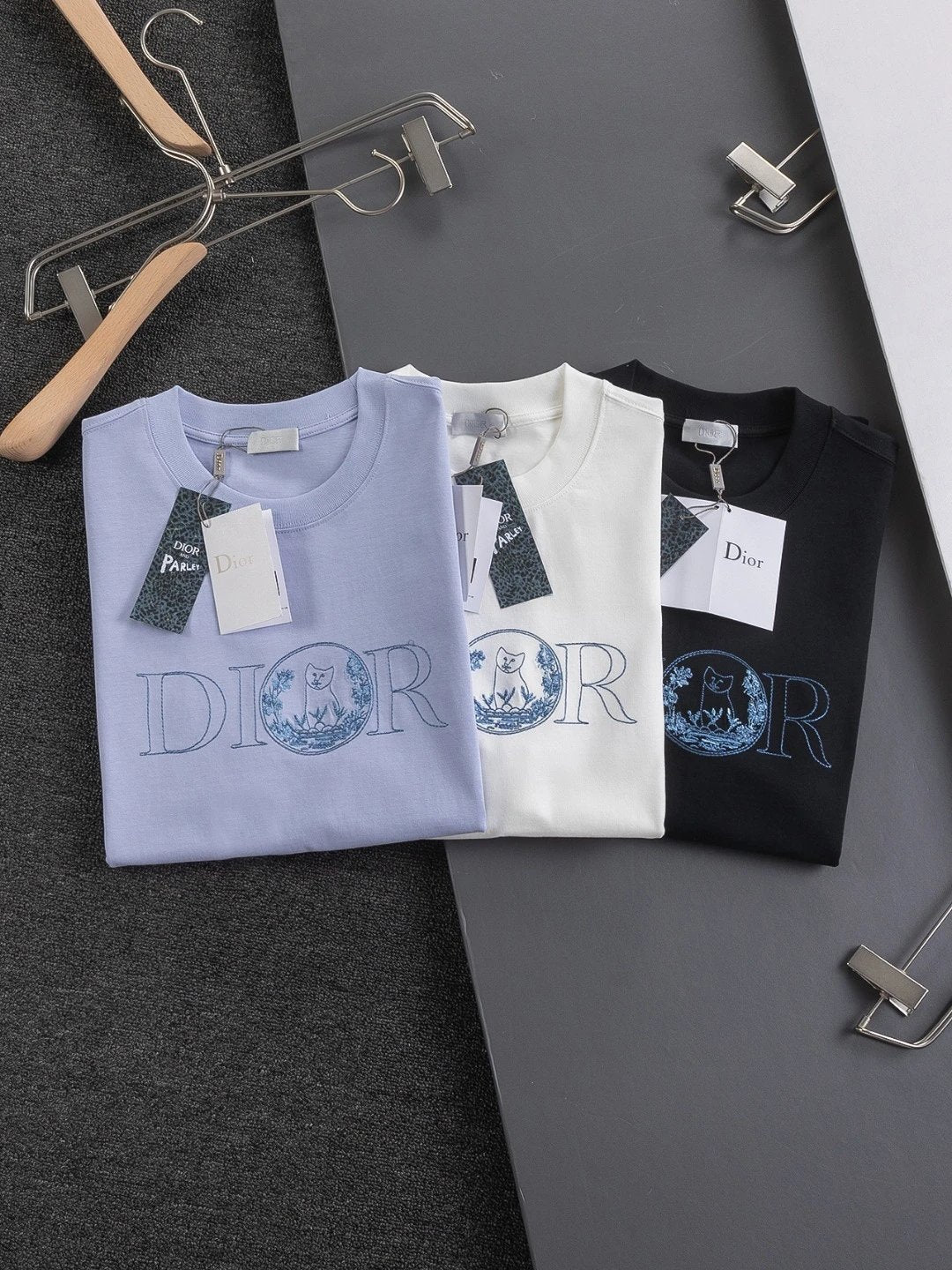 Dior T-shirt Front Hollow Letter Cat Embroidery logo round Neck Short Sleeve25ss New Pure Cotton Unisex Style T T-shirt OS Loose Fit Base Shirt Top Half Sleeve T-Shirt