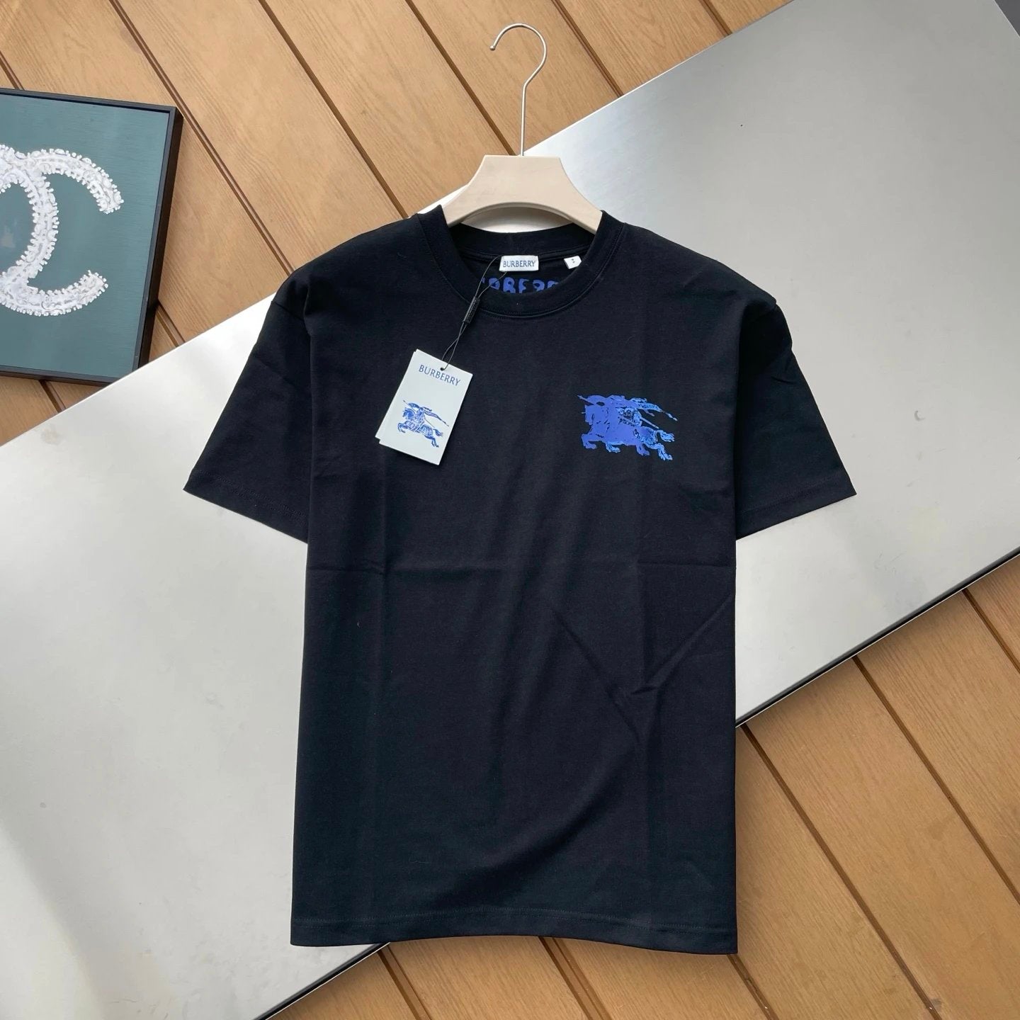 Burberry T-shirt Chest Print logo round Neck Short Sleeve25ss New pure cotton T Unisex T-Shirt OS Drop Shoulder Loose Fit Base Shirt Top T-Shirt Short Sleeve