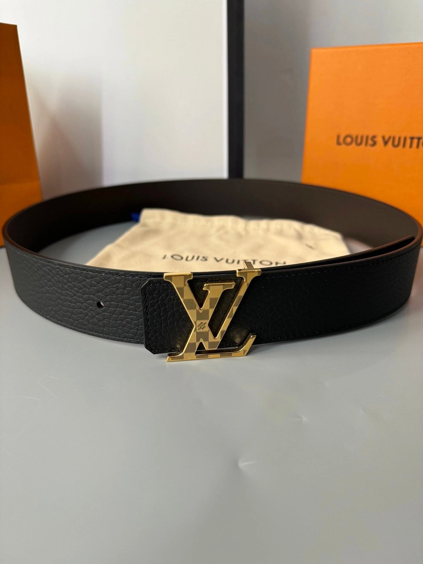 Louis Vuitton LV Belt Top version 【Counter Quality】The Most New Belt4.0cm Men's Belt Metal Buckle Men's Leather Belt with Classic Presbyopic Checkered Belt with Genuine Goods Packaging No Problem in and out of the Counter Versatile Casual Fashion Formal W