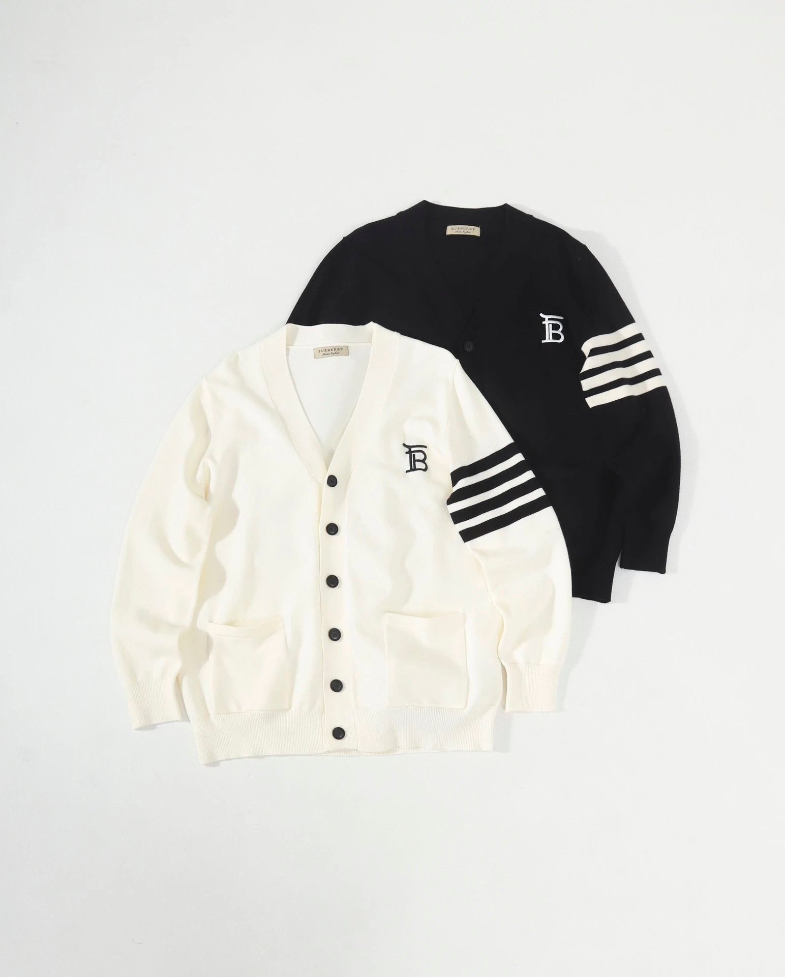 Burberry Sweater Classic Letters on the Chest logo Embroidery V Long Sleeve Button-Up Knitted Cardigan Sweater for Men and Women, Soft and Cozy Lazy Style OS Loose Fit Jacket for Outerwear