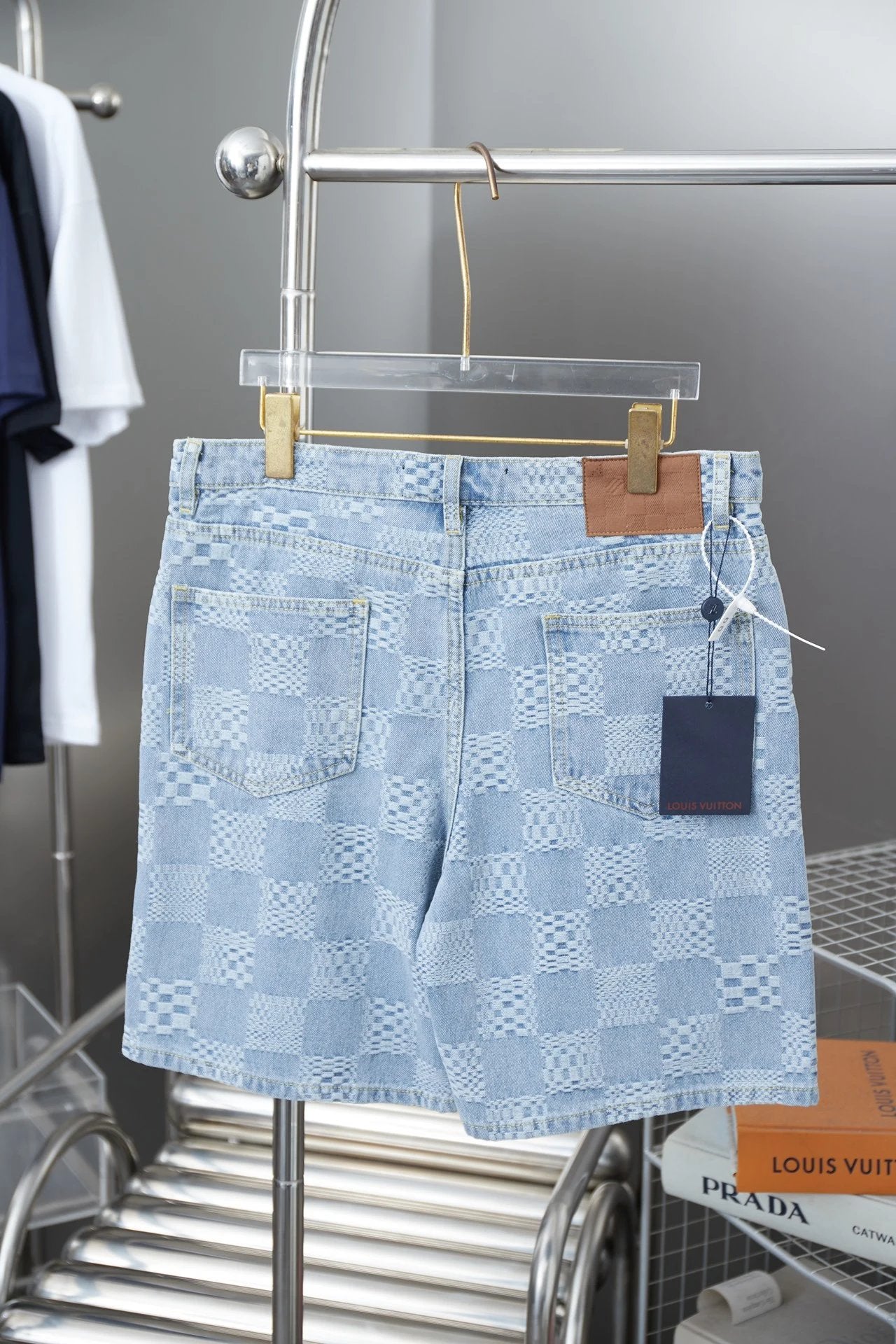 Louis Vuitton LV Shorts Allover Plaid Jacquard logo Denim Shorts Five-Point Pants25ss New Casual Unisex Summer Pants5Casual Sweatpants