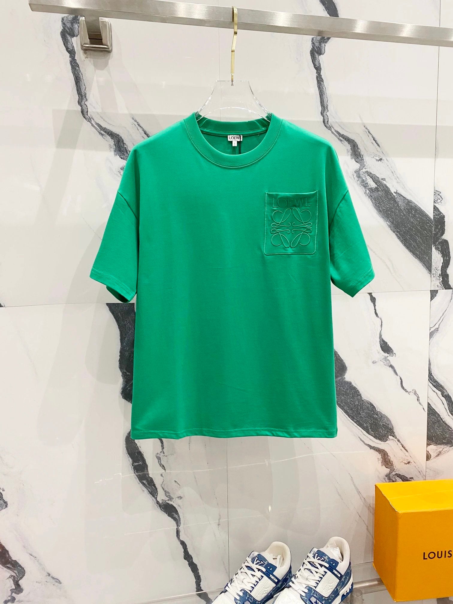 LOEWE T-shirt Color matching letters LOGO Embroidered Pocket Crew Neck Short Sleeve Pure Cotton T Unisex T-Shirt OS Loose Fit Base Shirt Summer Casual Simple T-Shirt