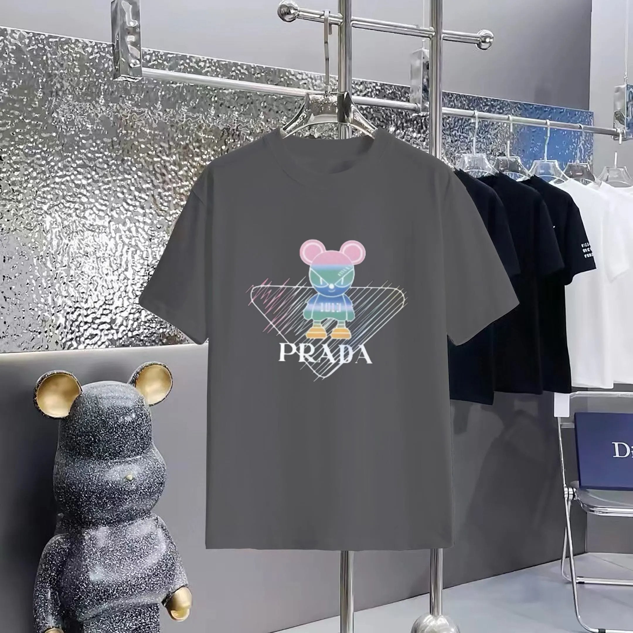 PRADA T-shirt Chest Mouse Pattern Print logo round Neck Short Sleeve25ss New pure cotton T Unisex T-Shirt OS Drop Shoulder Loose Fit Base Shirt Top T-Shirt Short Sleeve