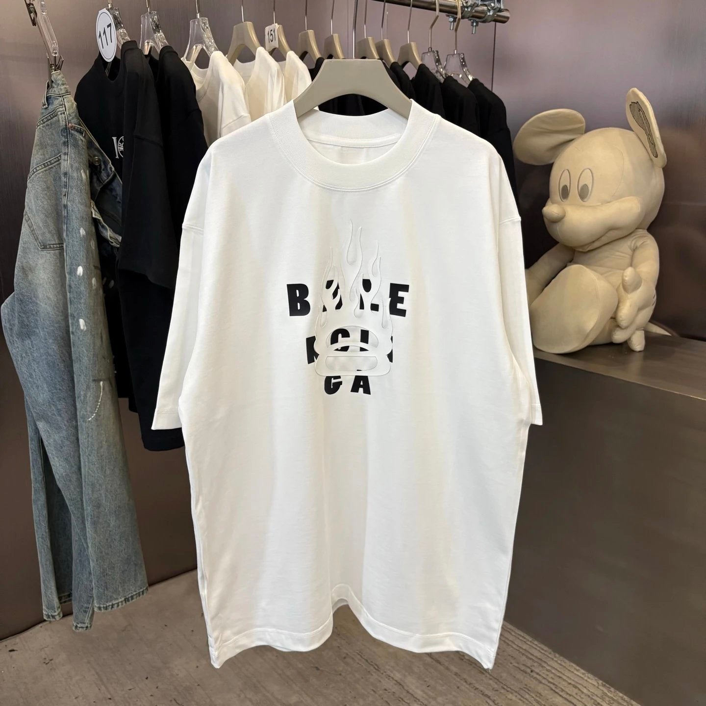 Balenciaga T-shirt Chest Flame Pattern Print logo round Neck Short Sleeve25ss New Pure Cotton Unisex Style T T-shirt OS Loose Fit Base Shirt Top Half Sleeve T-Shirt
